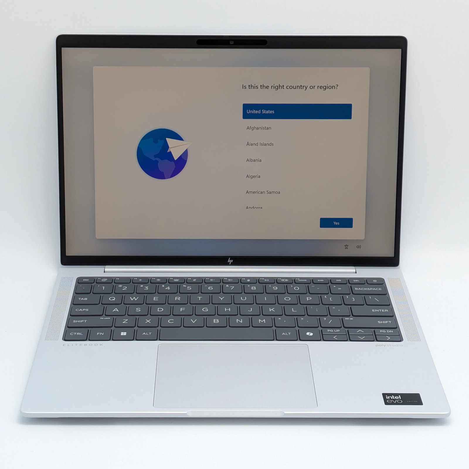 HP EliteBook 1040 G11 14″ Ultra 5 125H 16GB DDR5 1TB SSD Windows 11 Home