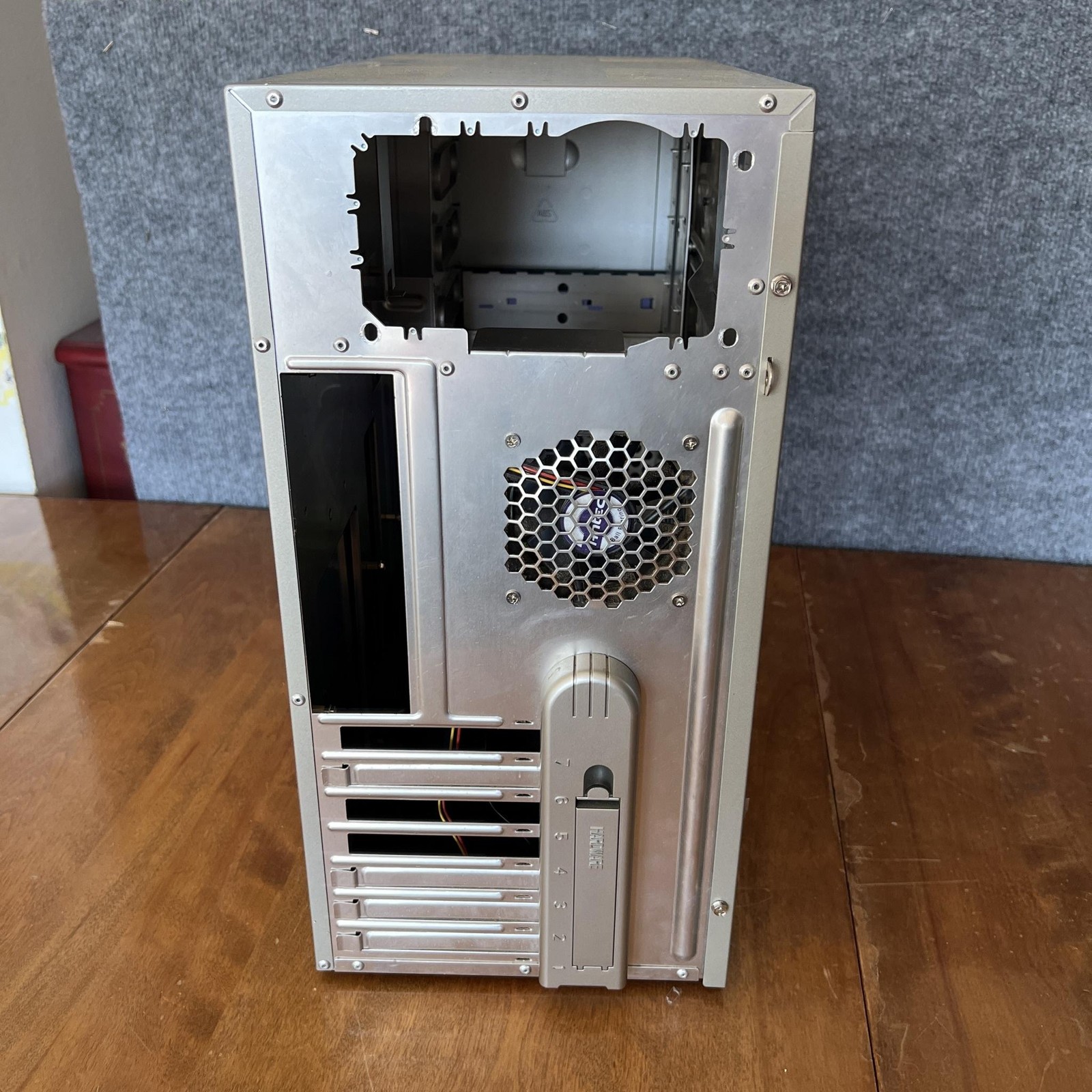 Antec LANBOY Silver Aluminum Mini Tower ATX Case Window USB Audio Box Retro PC
