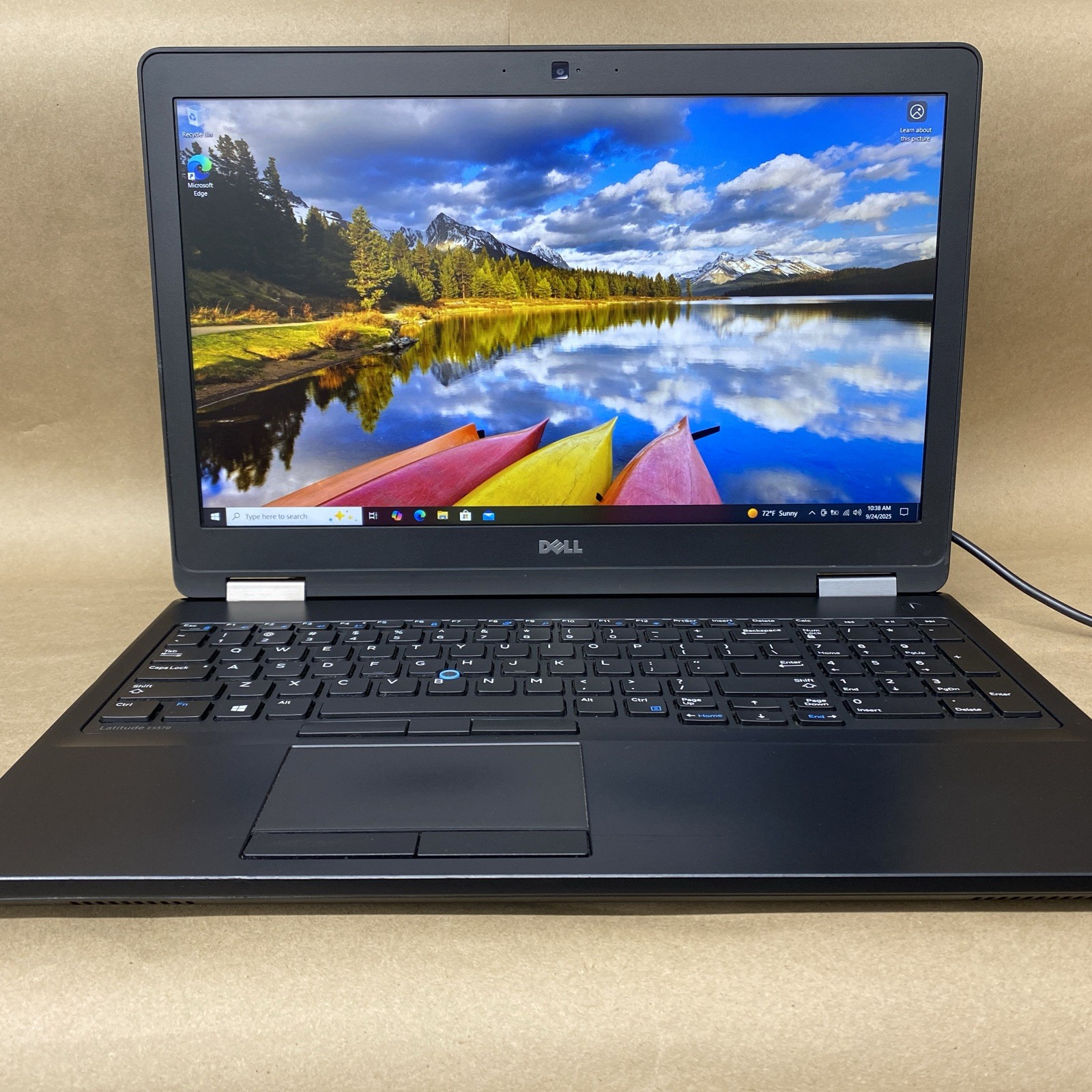 Dell Latitude E5570 – 15″ FHD – i7-6600U – 8GB – 128GB SSD – Win 10 Pro – READ