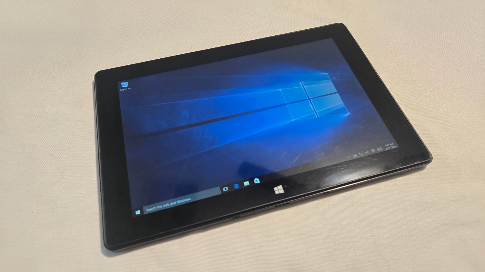 10.1″ Windows 10 Tablet – Intel Atom – 2GB RAM – 32GB – WiFi – New In Box