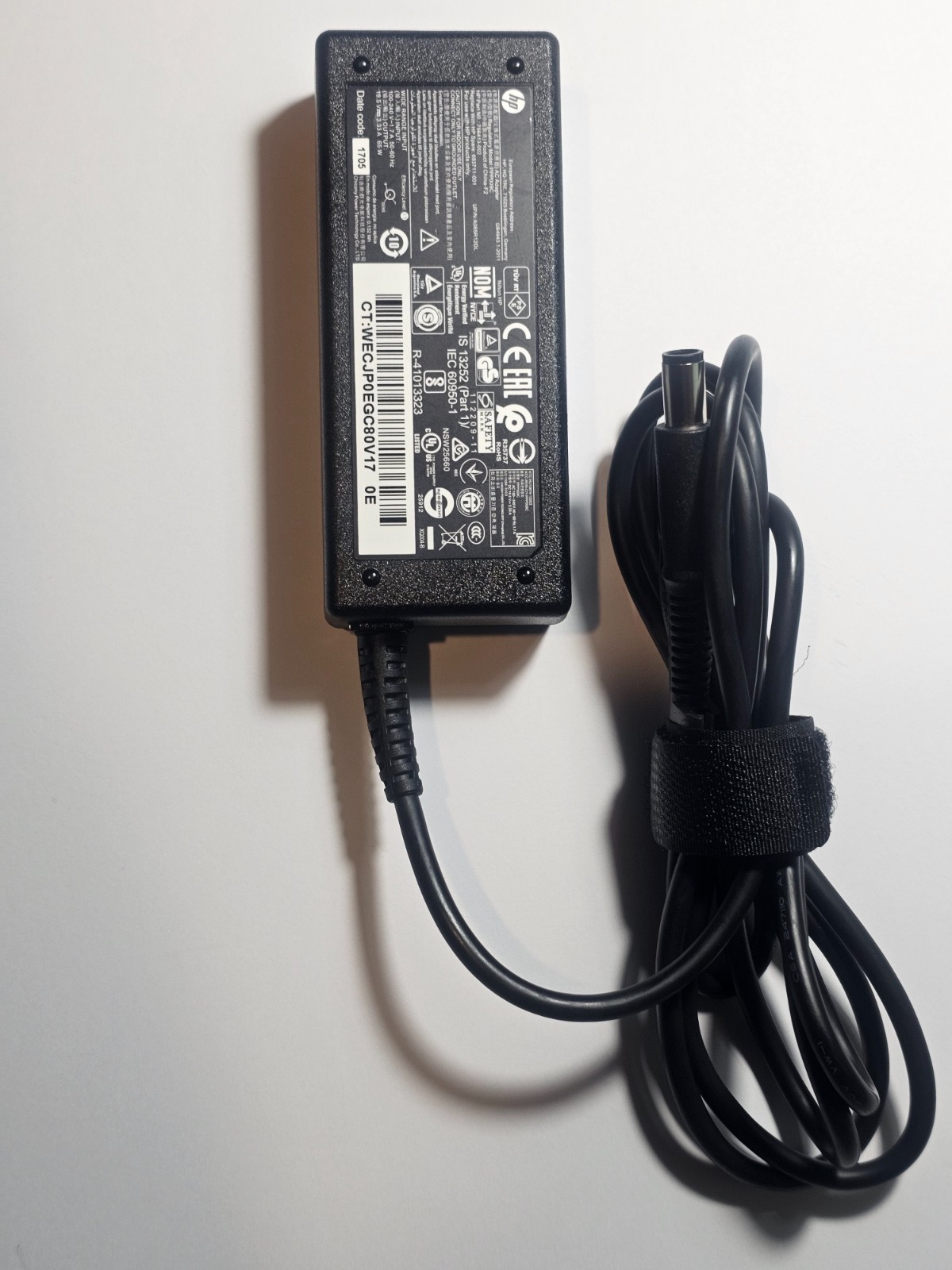 Genuine OEM HP 65W Big Barrel Smart Pin Laptop Charger AC Adapter 19.5V 3.33A