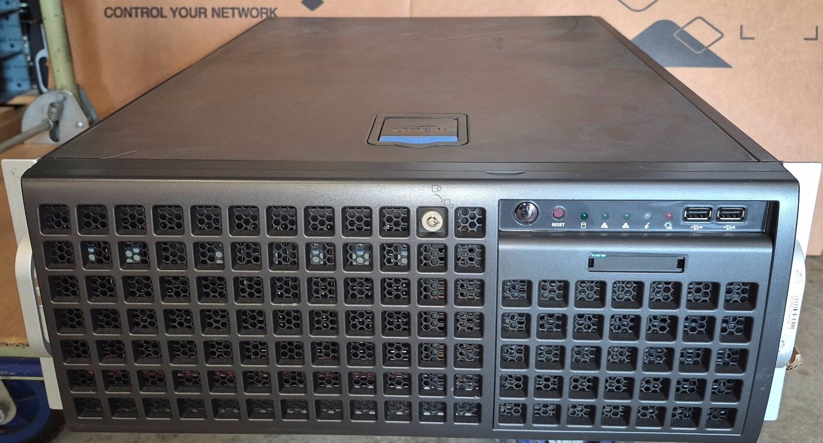 Supermicro 747-16 4U GPU Server Chassis w/2x PWS-1K62P-1R PSU,Backplane SAS747TQ