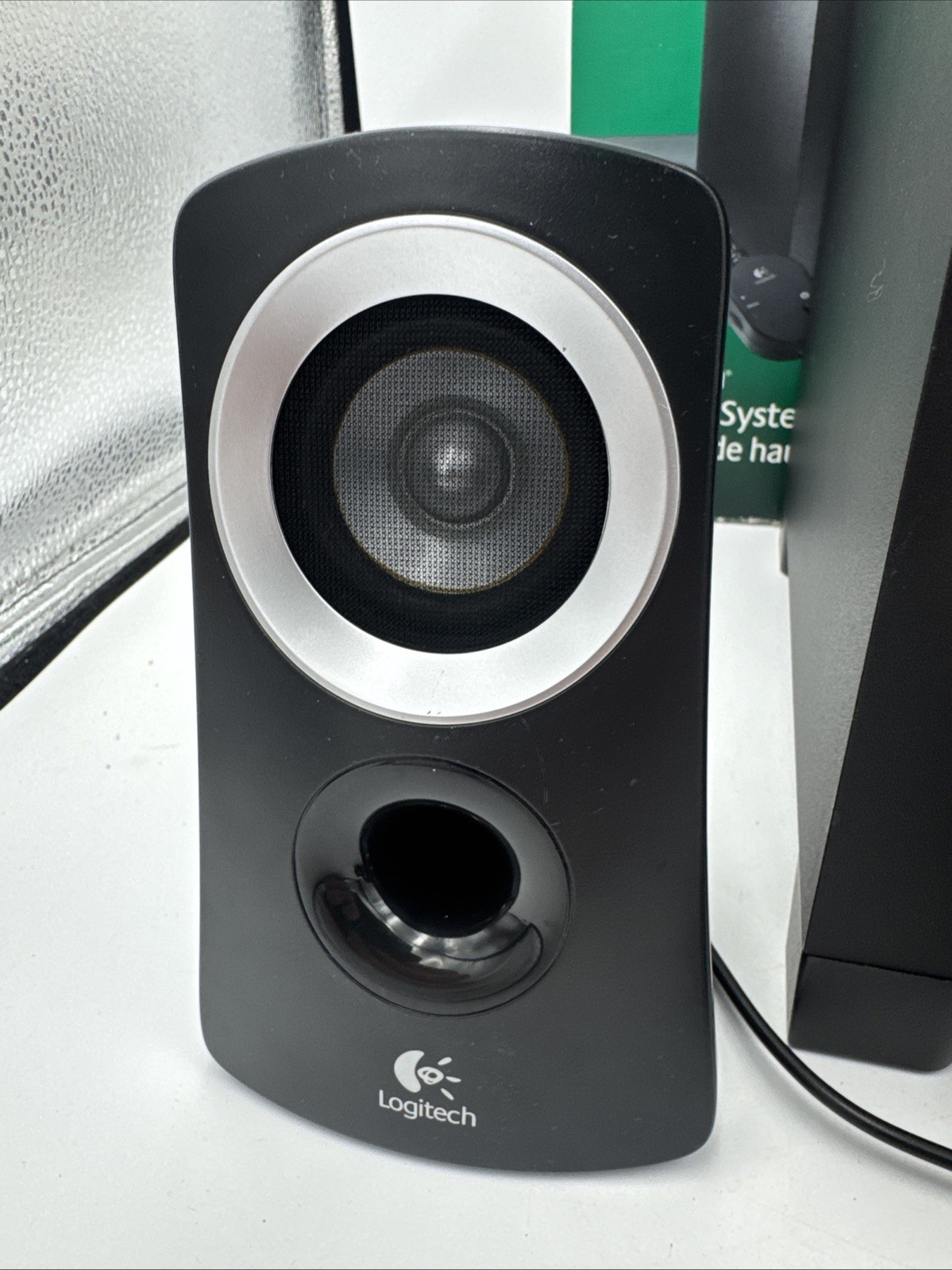 Logitech Z313 Speaker System Set Of 3 Tested And Working Computer Book Shelf