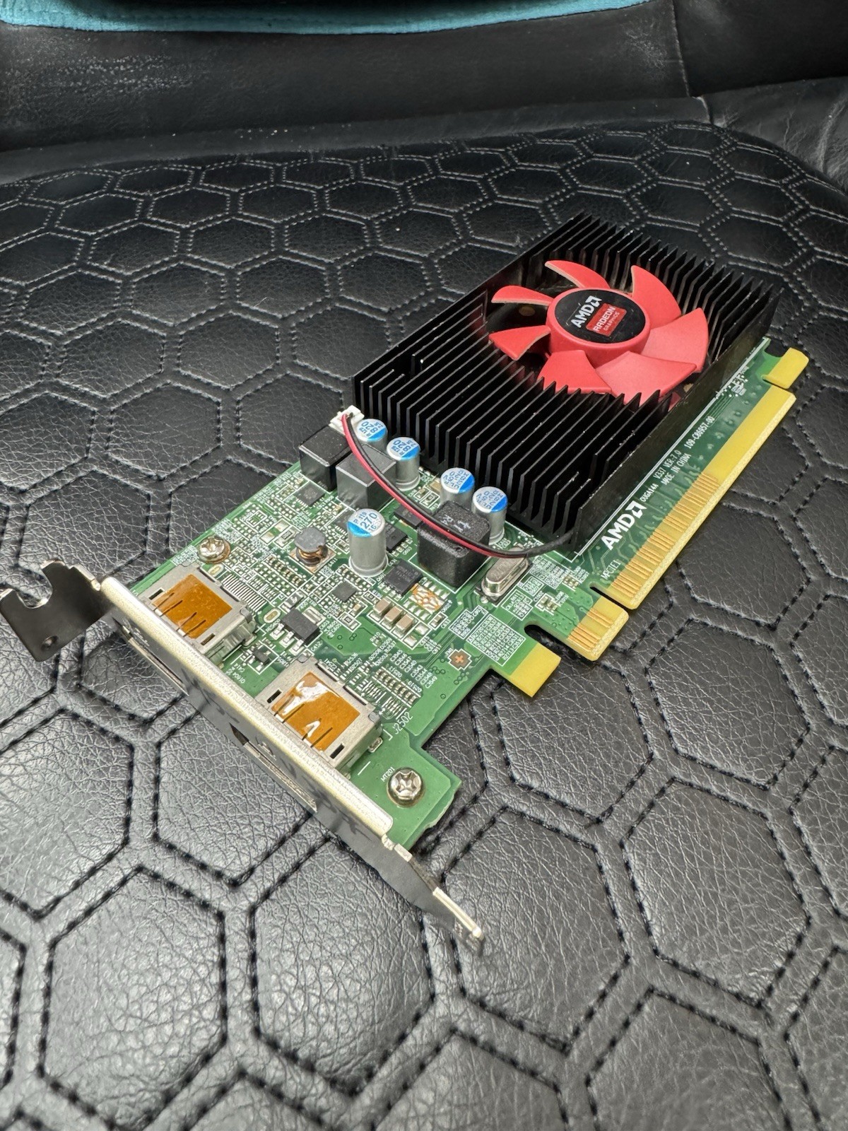 AMD Radeon R5 430 2GB GDDR5 MS-V337 Video Card 2x Display Port 109-C86957-00