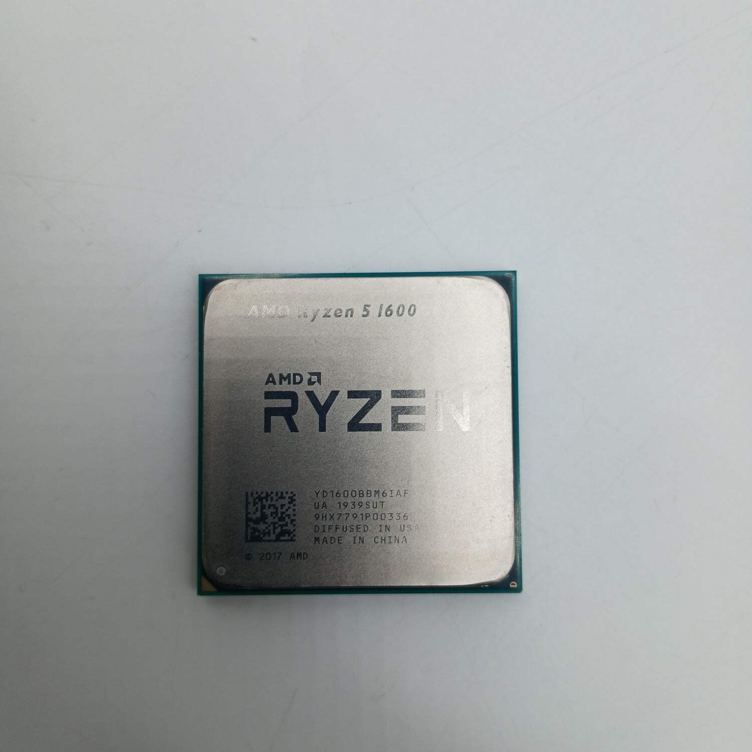 AMD Ryzen 5 1600 3.20GHz 6 Core YD1600BBM6IAF 12 Thread AM4
