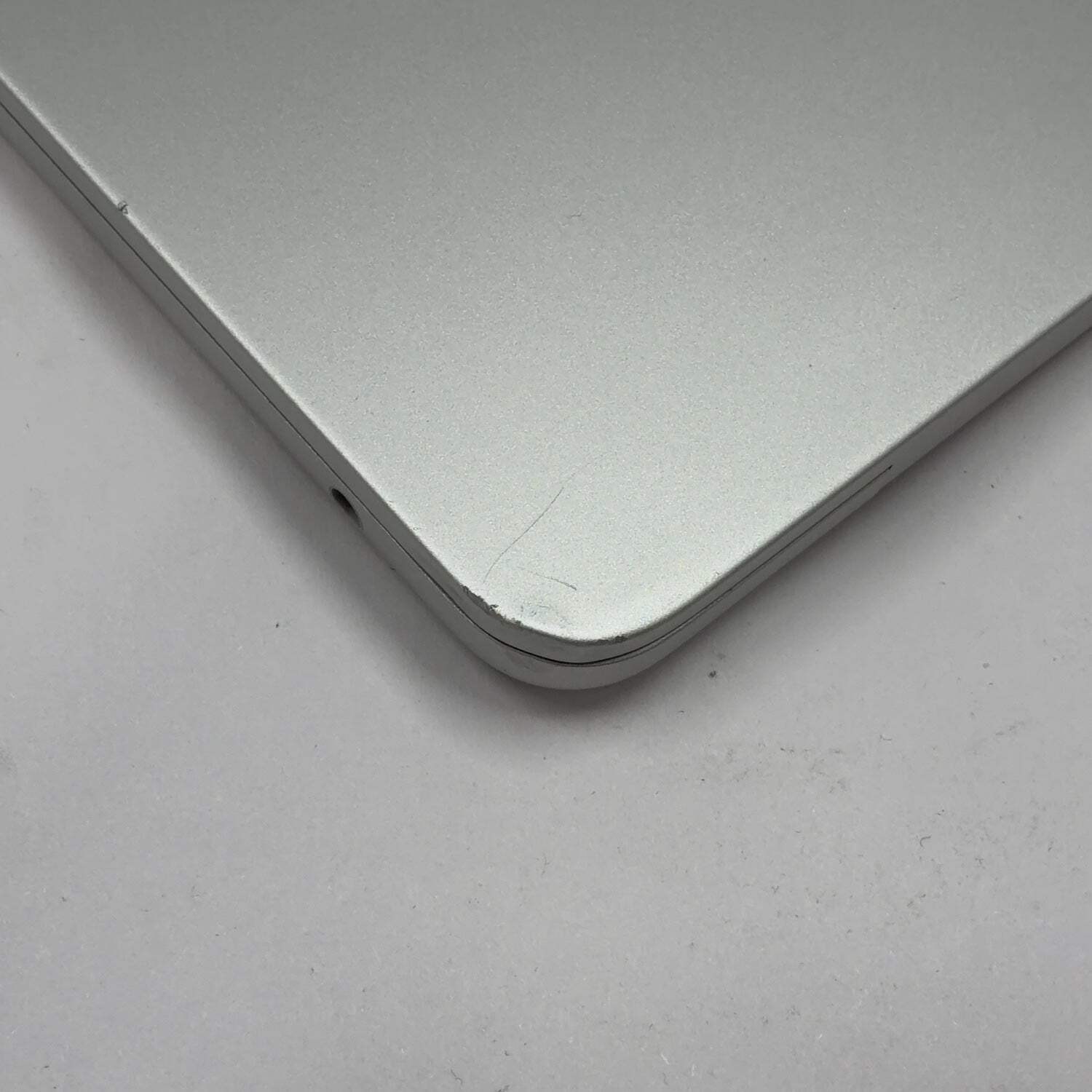2024 Apple MacBook Air 13.6″ M3 8C GPU 4.0GHz 16GB RAM 256GB SSD MC8H4LL/A