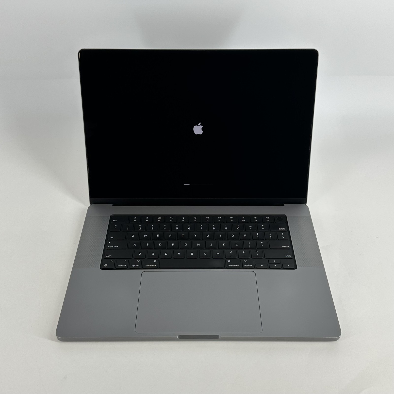 MacBook Pro 16 Space Gray 2021 M1 Pro 10-Core CPU 16-Core GPU 32GB 512GB Good
