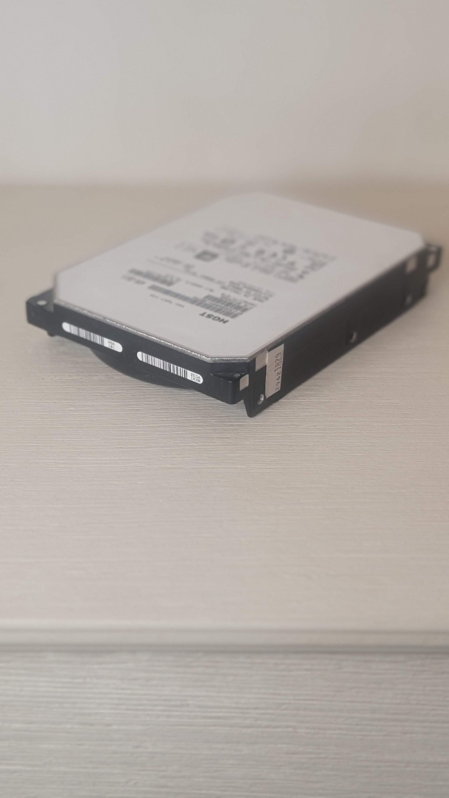 8TB SAS HGST 7.2K 12Gb/s 3.5in 4Kn HDD HUH728080AL5200