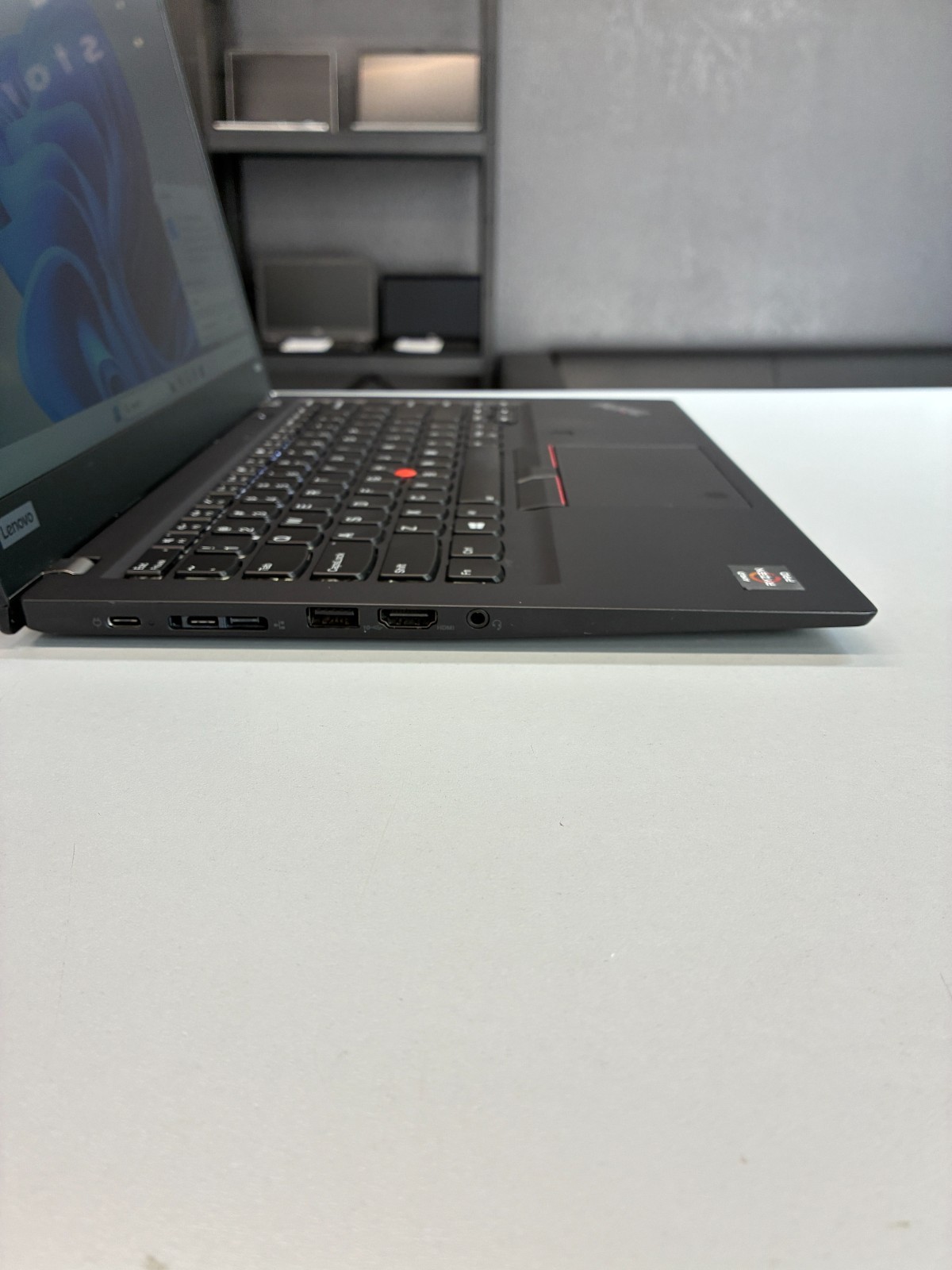 Lenovo ThinkPad T495s: Touch 14″ / Ryzen 7 3700U / RAM 16Gb / SSD 512Gb / Win 11