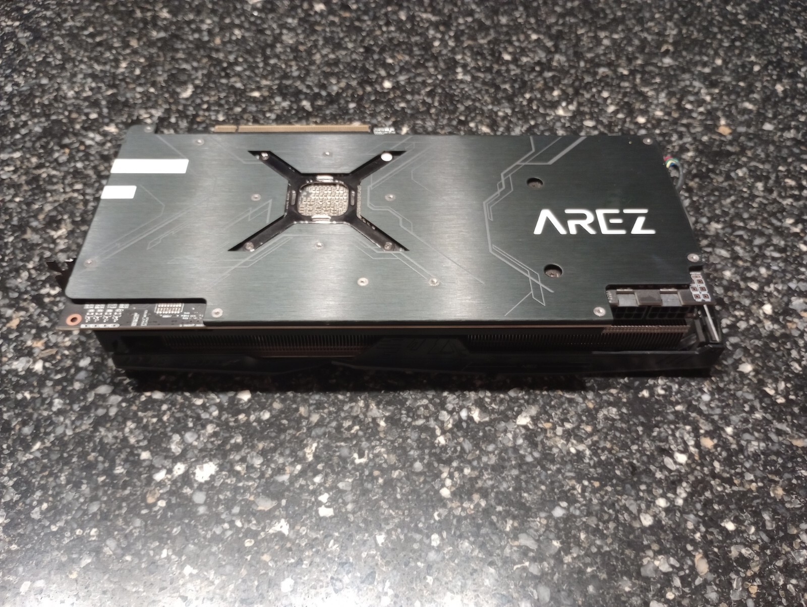 *RARE* ASUS AREZ STRIX RADEON RX VEGA 64 GAMING GRAPHICS CARD