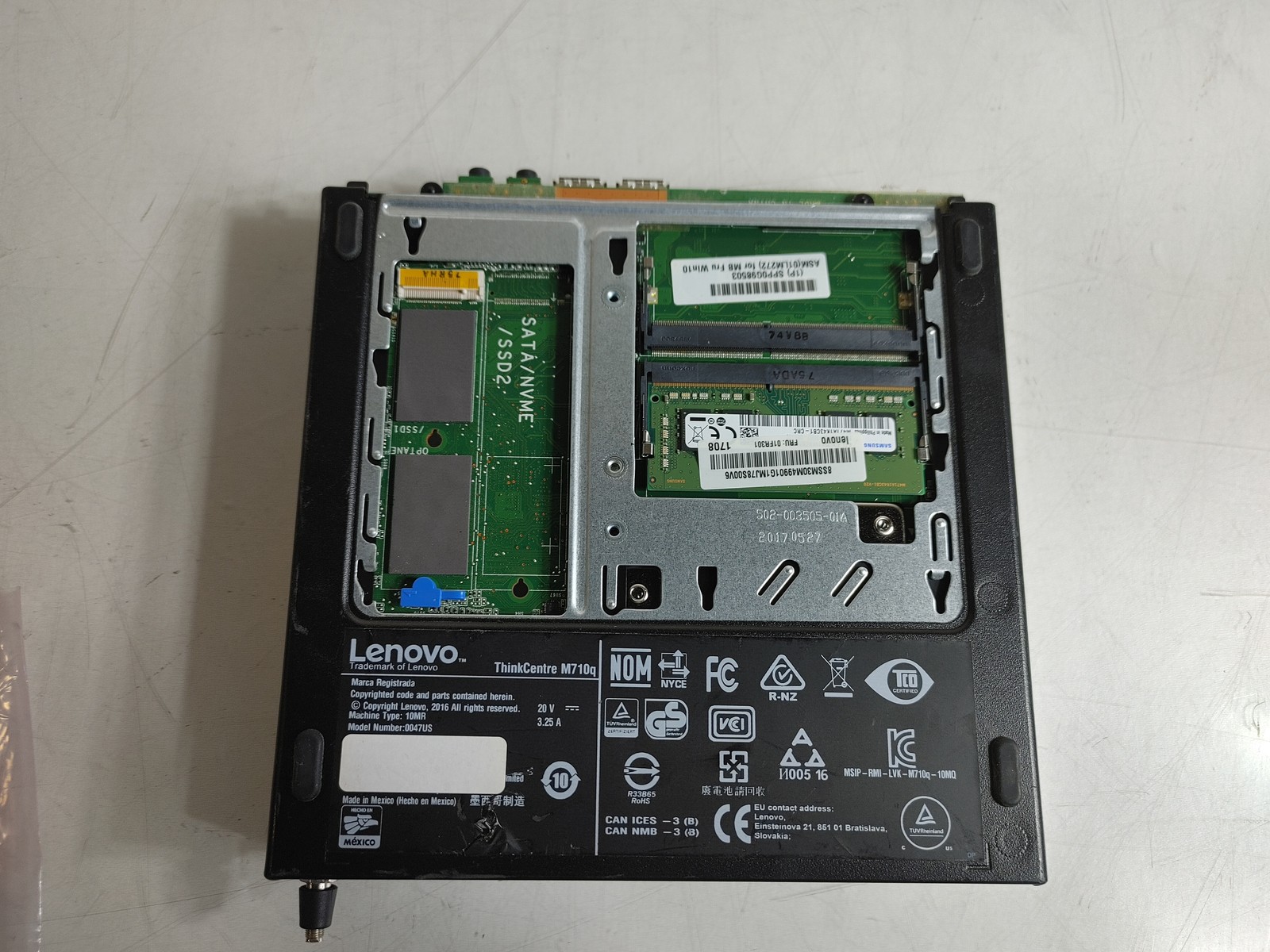 Lenovo ThinkCentre M710q Tiny Core i5-6500T 2.50 GHz 8 GB DDR4 No HDD