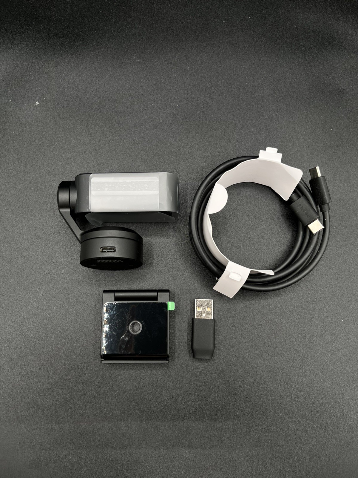 Insta360 Link 2 PTZ 4K Webcam for PC/Mac 1/2″ Sensor HDR AI Tracking