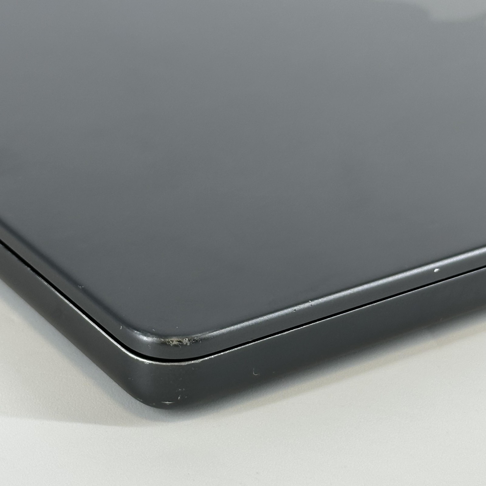 MacBook Pro 14 Space Black 2024 M4 Pro 14-Core CPU 20-Core GPU 24GB 1TB Pink Hue