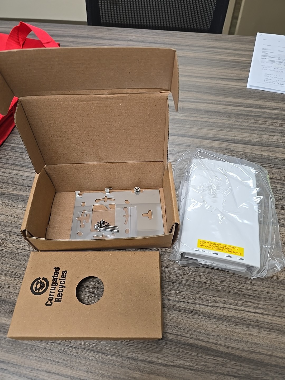 Ruckus H510 Wireless Access Point with Bracket And Screws. 901H510US00. Open Box
