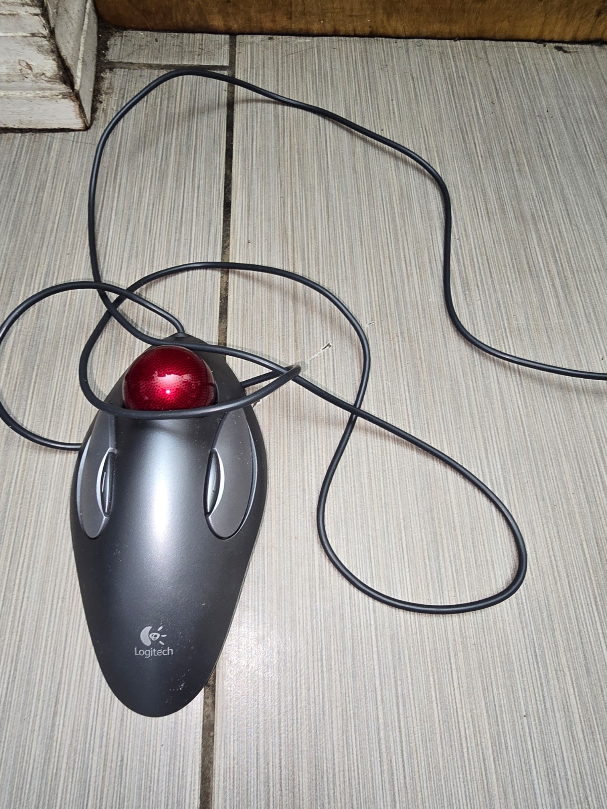 Logitech T-BC21 Marble Desktop Mouse Trackman USB Plug And Play Dark Gray used