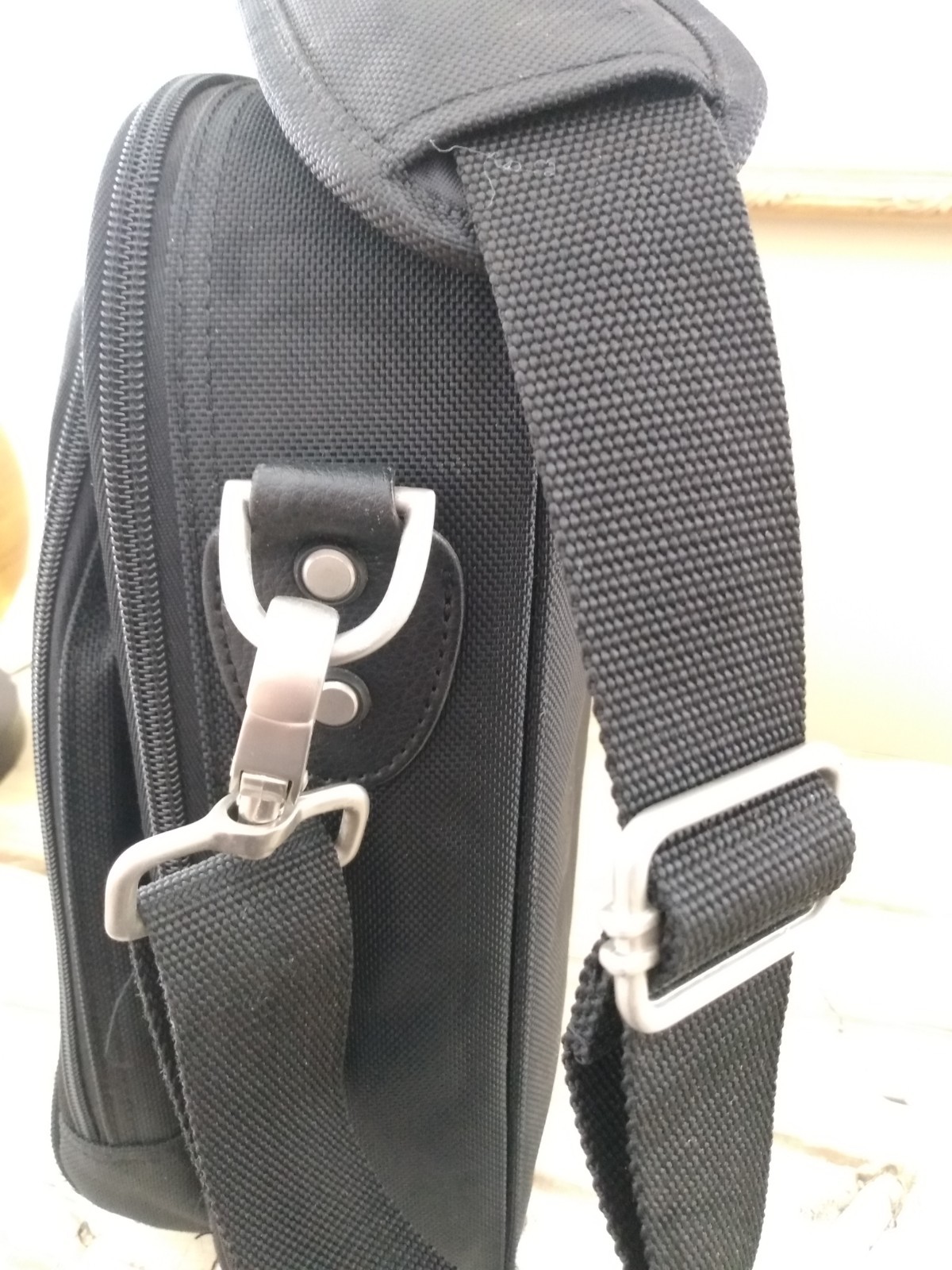 Dell Briefcase Laptop Case Computer Bag Padded Shoulder 15″ Computer