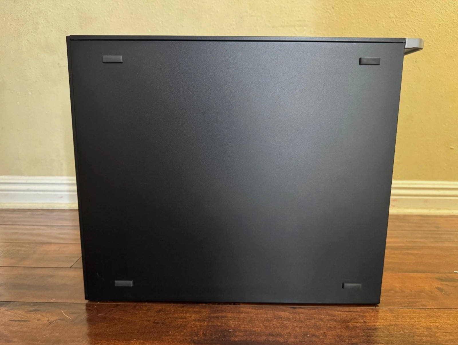 Dell Precision 5820 Xeon W2235 + Flex Bays + 950W PSU – No RAM / No SSD / No GPU
