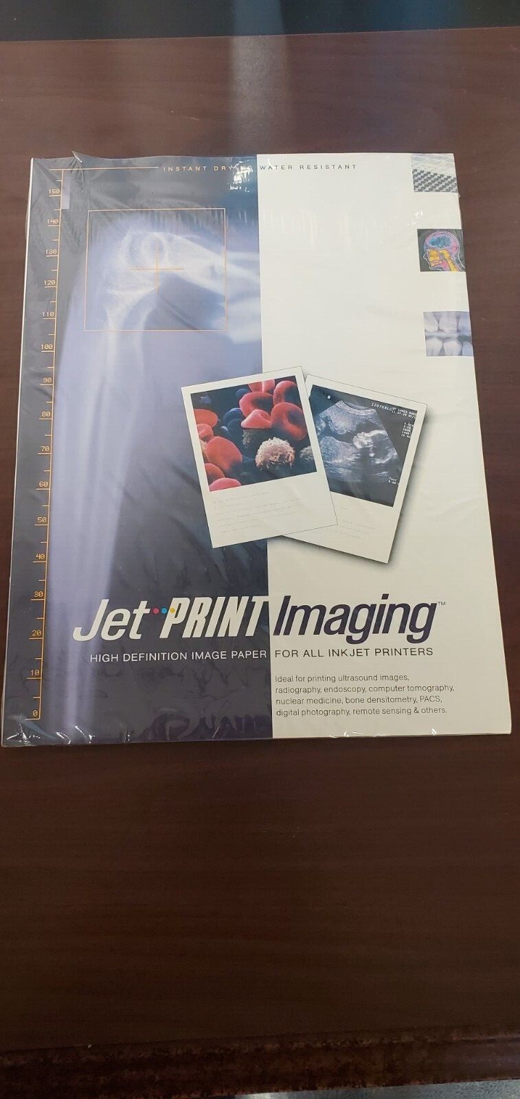 Glossy Photo Paper – Ink jet printer paper (20 sheets per pack)