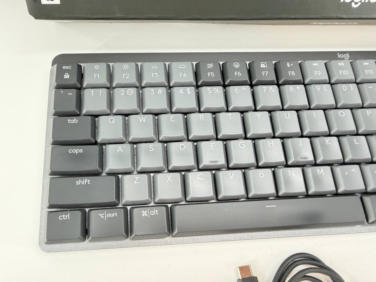 Logitech MX Mechanical Full Size Wireless Keyboard Tactile Quiet YR0082