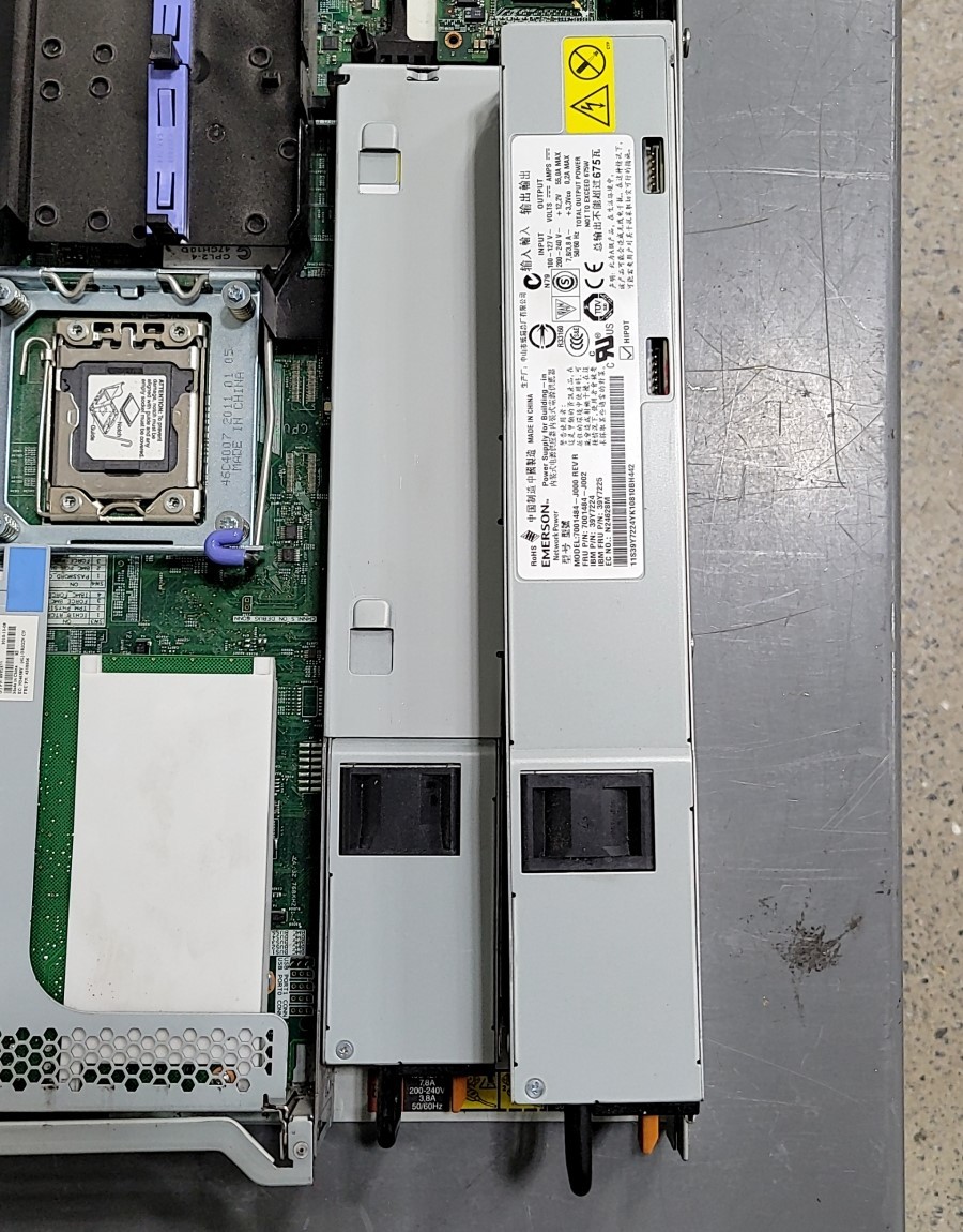 IBM SYSTEM X3550 M3 7944AC1 Server INTEL XEON E5620 16GB
