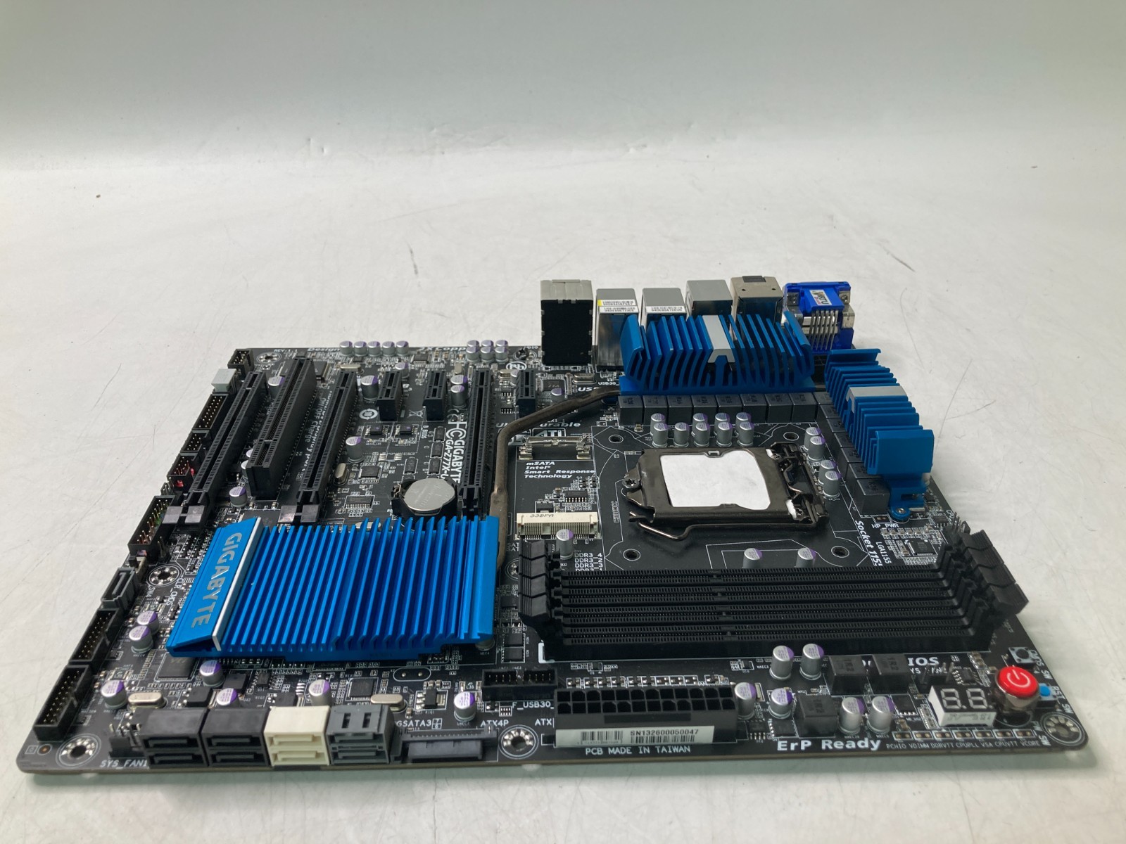 Gigabyte GA-Z77X-UD5H LGA1155 4x DDR3 Ram Intel Z77 2nd/3rd Gen