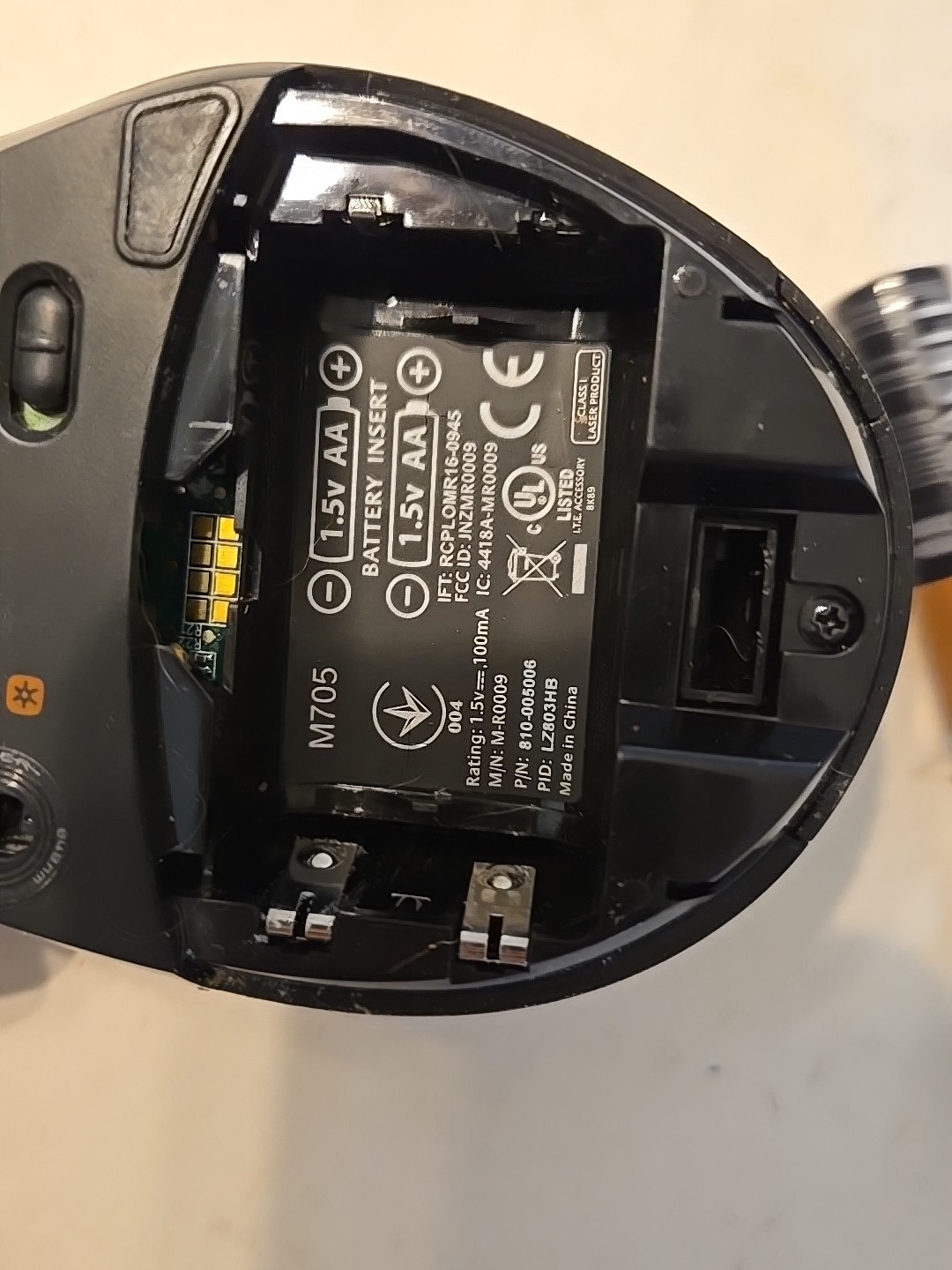 Logitech M705 Marathon Wireless Laser Mouse & USB Unifying Receiver 910-001949