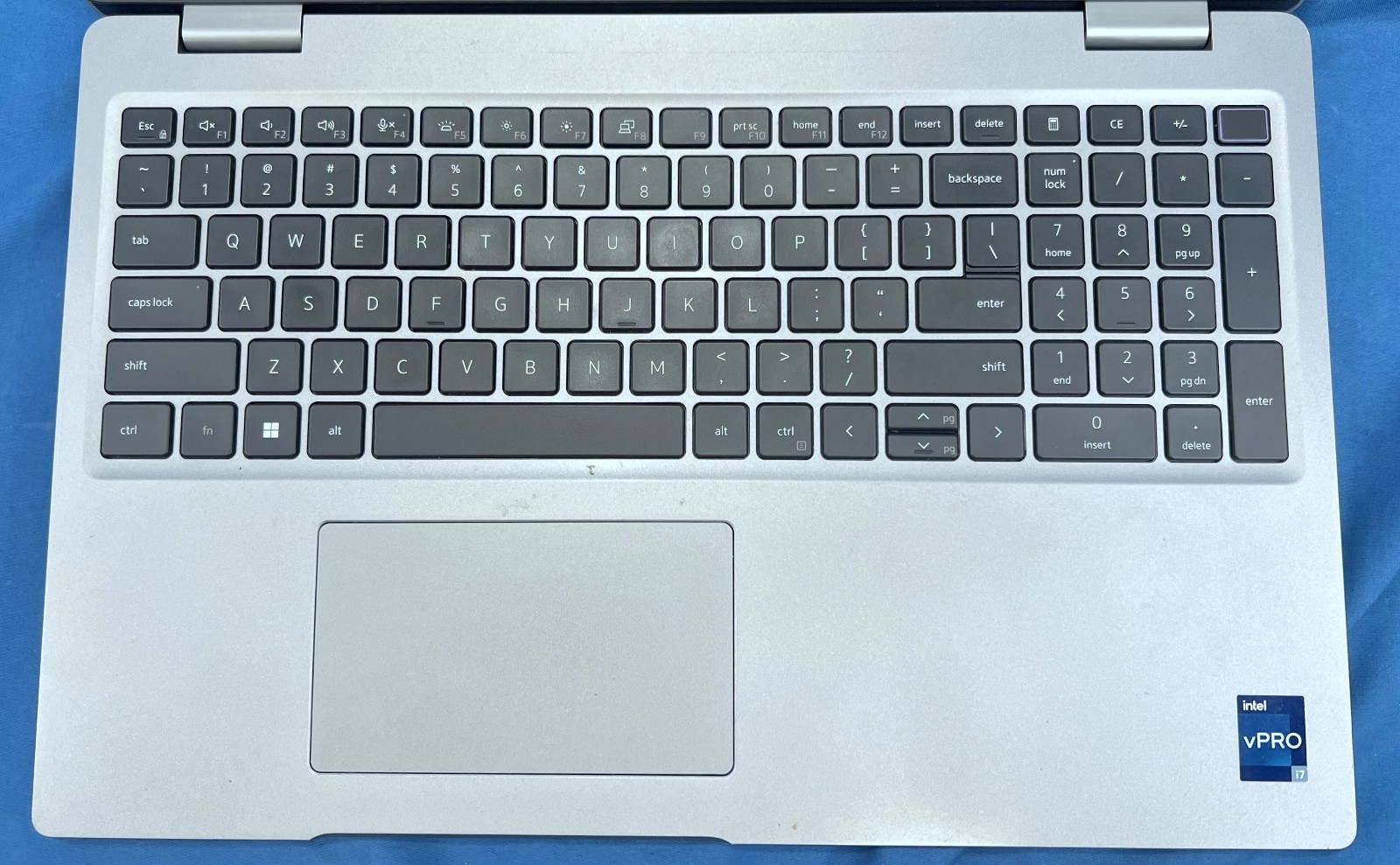 Dell Latitude 5530 – i7-1265U, 16GB RAM, 512GB NVMe – Win11 (READ)