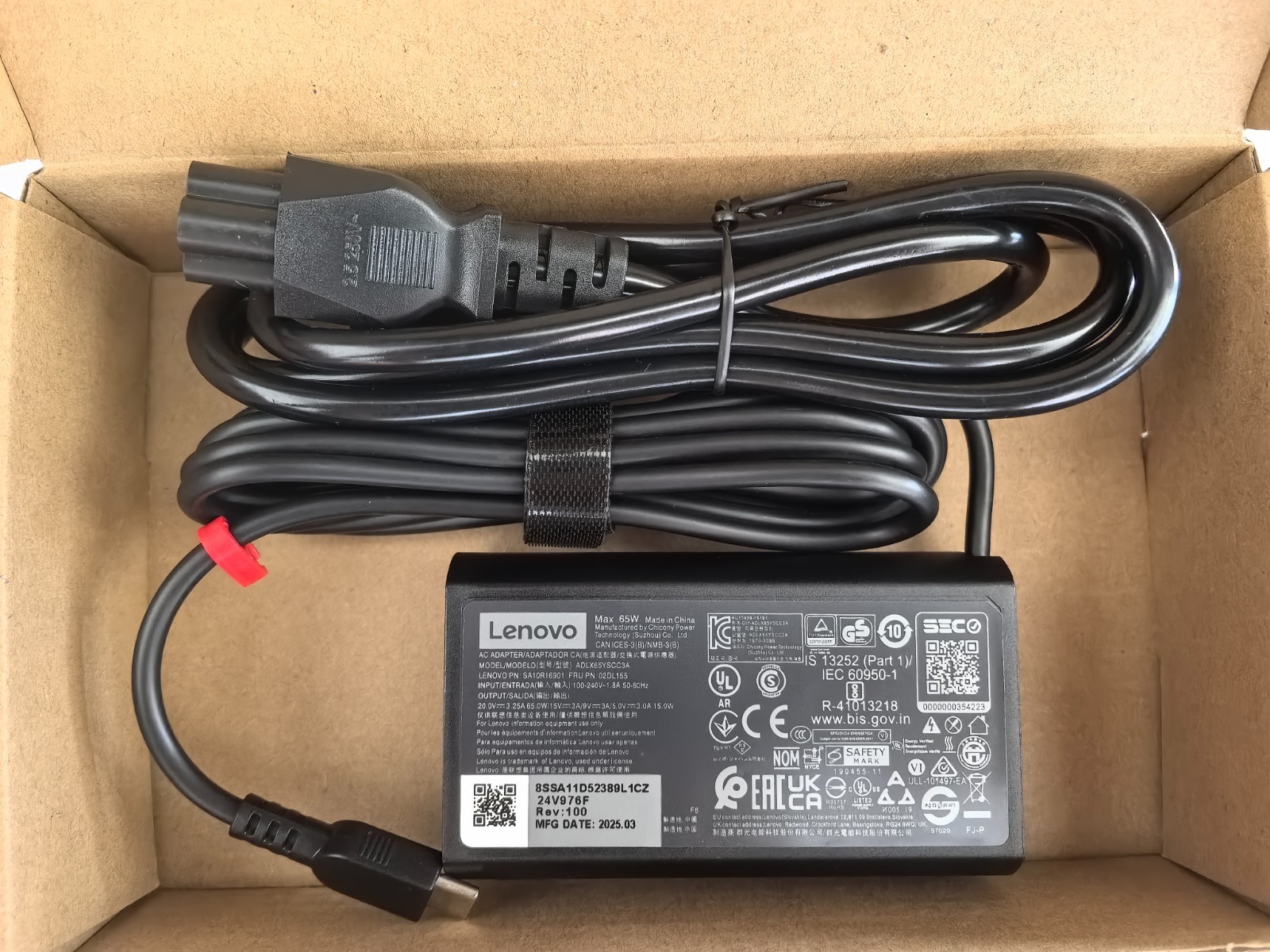 Genuine OEM Slim Round 65W USB-C Type-C Adapter Charger For Lenovo ADLX65YSCC3A