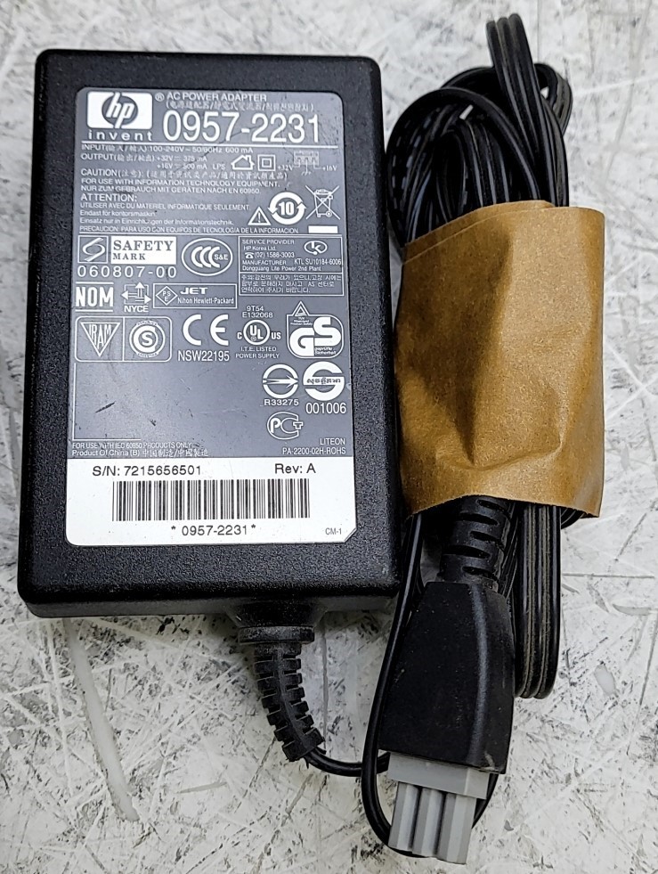 HP 0957-2231 AC Power Adapter Grey Tip 32V 375mA/ 16V 500mA