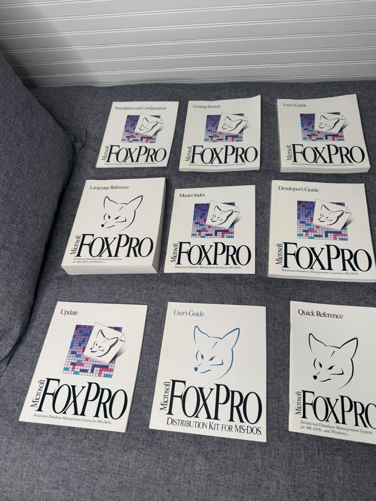 Microsoft FoxPro 2.5b MS-DOS Distribution Kit + Manuals 14 Disks Tested Working