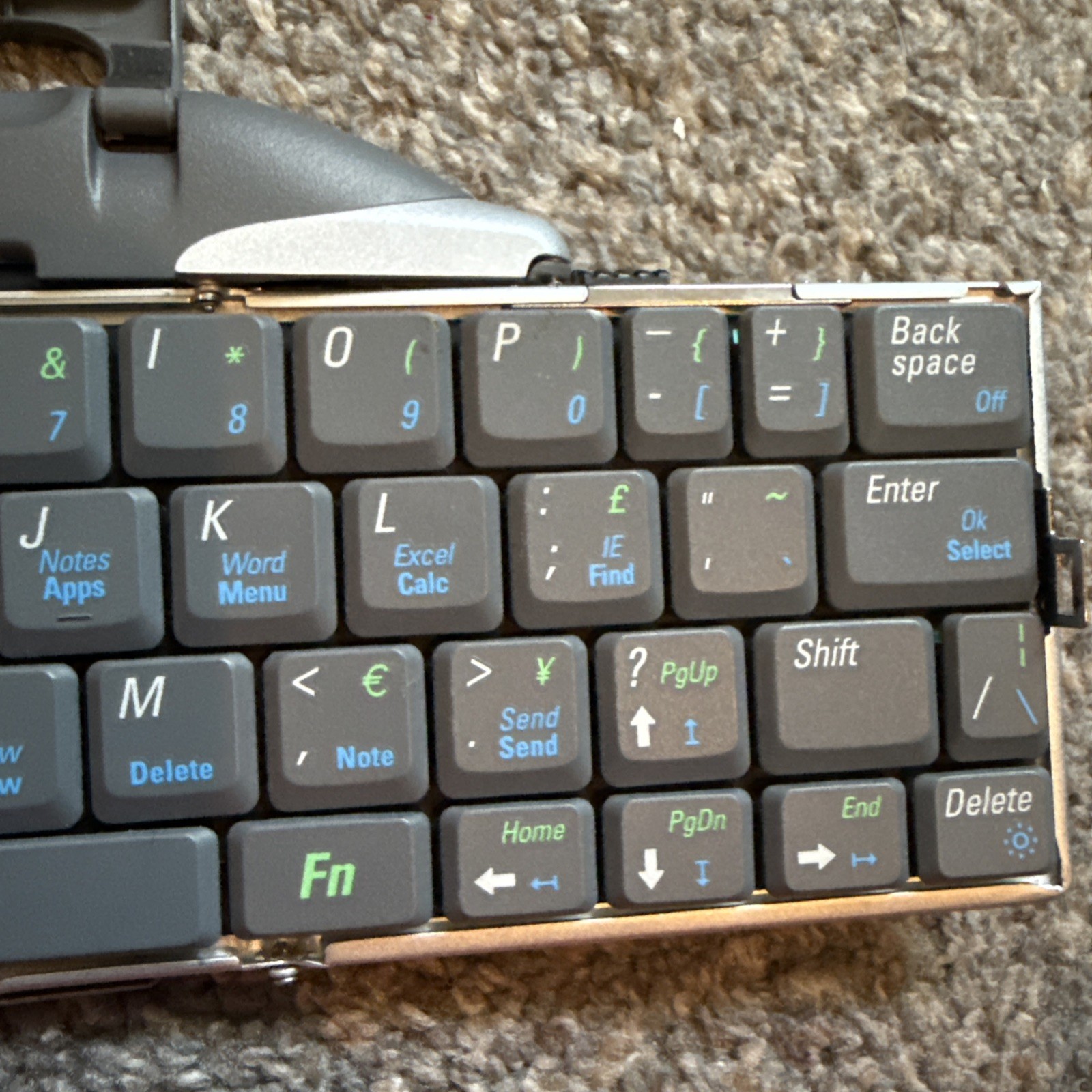 Vintage iGo Stowaway Ultra-Slim Bluetooth Keyboard XTBT01 – TESTED & Works