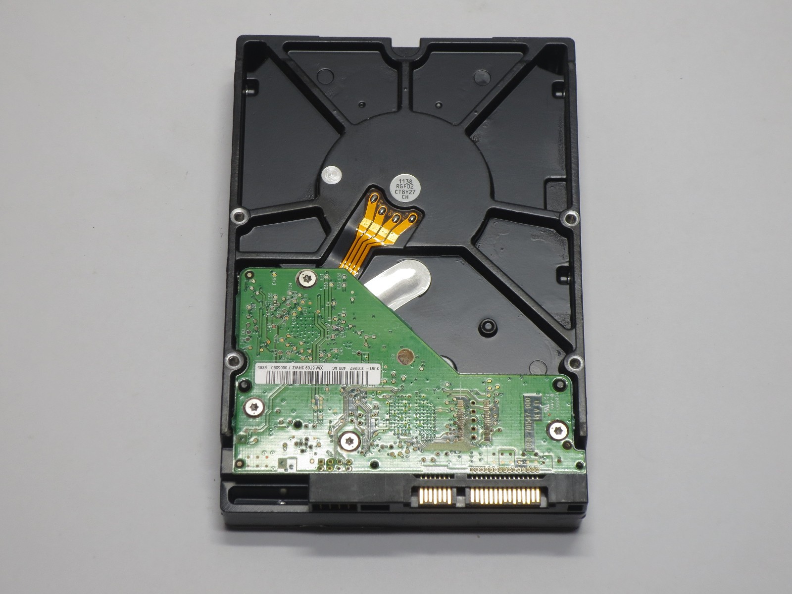 Western Digital WD Caviar Black 750GB 3.5″ SATA II Hard Drive HDD, WD7501AALS