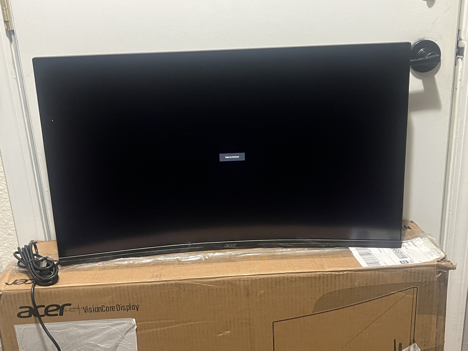 Acer Nitro 31.5” LED Curved UHD 165Hz 0.5ms FreeSync Monitor (Display Port, HDMI