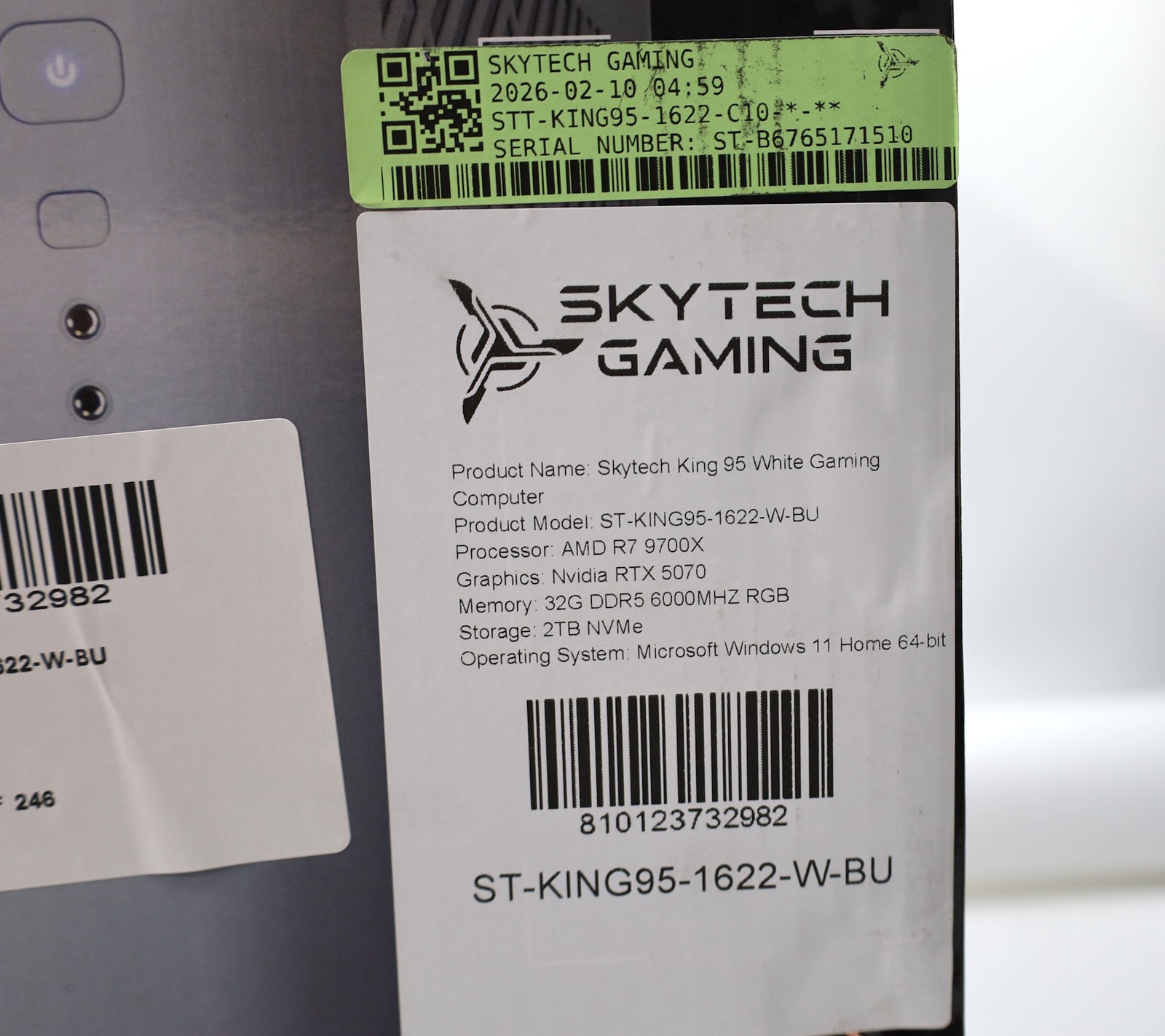 Skytech KING95 AMD Ryzen 7 9700X RTX 5070 32GB Memory 2TB NVME *New-Open-Box*