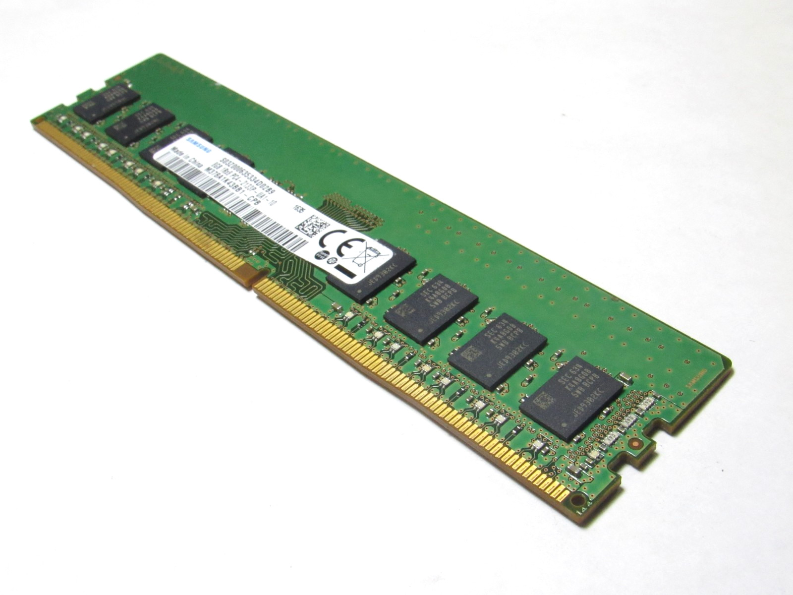 Samsung 16GB Kit (2x8GB) DDR4 2133MHz PC4-17000 UDIMM RAM M378A1K43BB1-CPB
