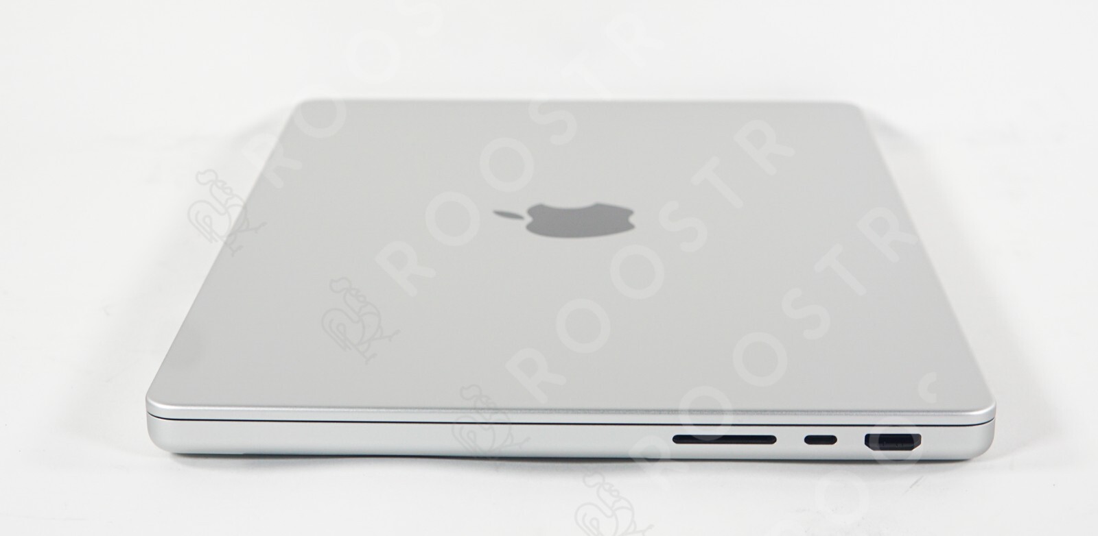 Apple MacBook Pro 14″ M5 Pro 20-Core GPU A3426 24GB RAM 2TB SSD 2026 – Excellent