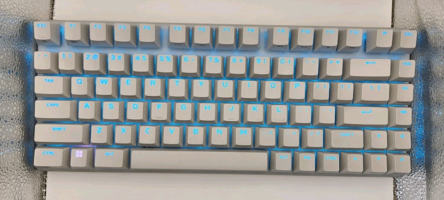 Alienware Pro Wireless Gaming Keyboard Bluetooth Lunar Light