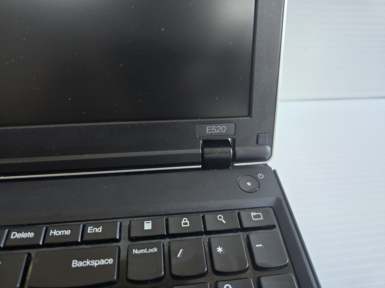 Lenovo ThinkPad E520 Laptop i3-2350M 4GB RAM 500GB HDD Win7 Pro No Batt/Charger