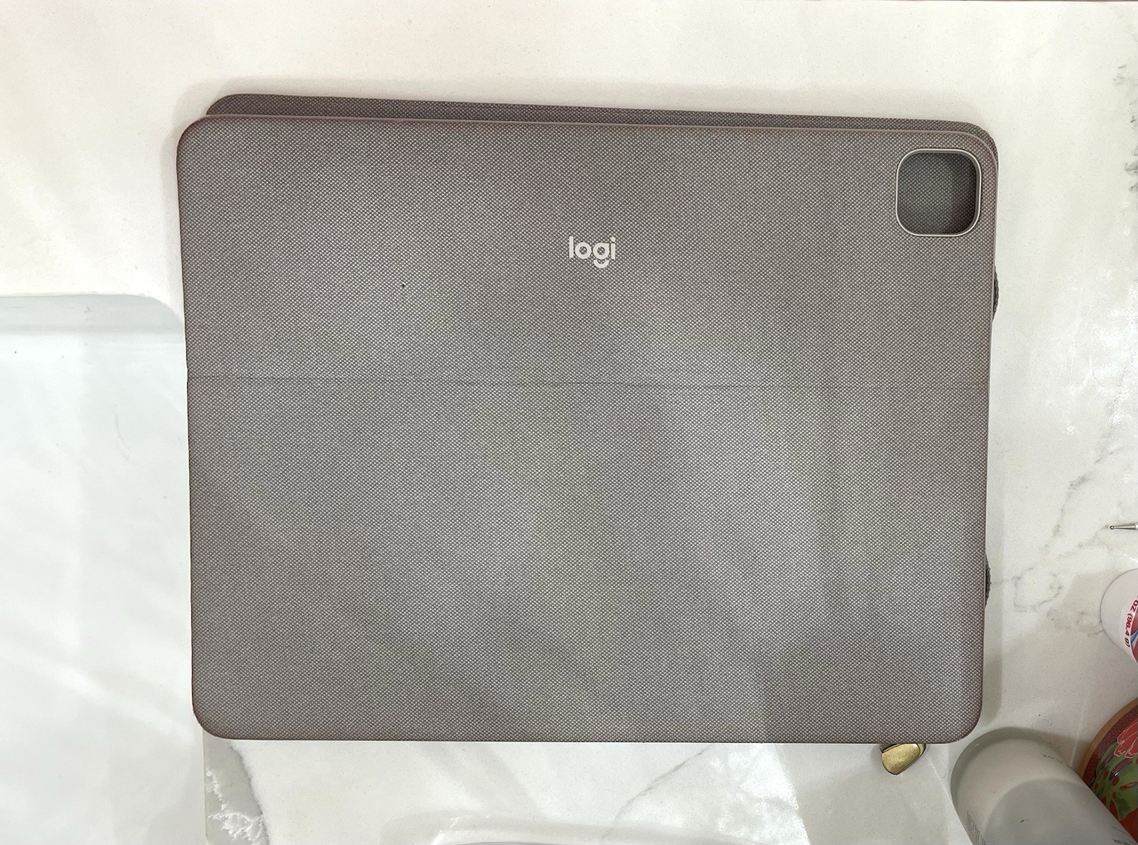 Logitech Combo Touch Keyboard Case for 12.9″ iPad Pro