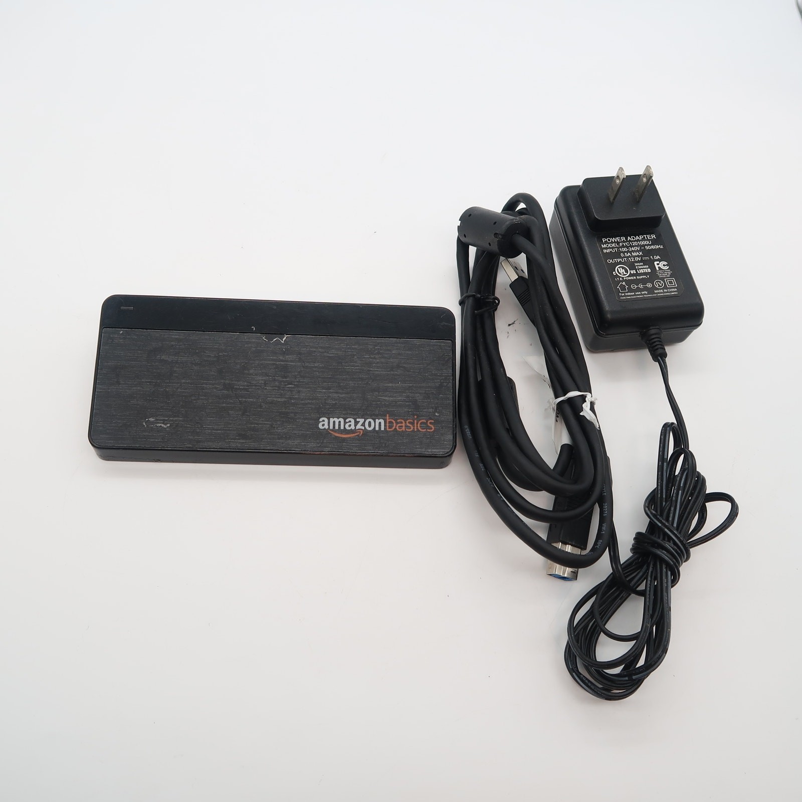 Amazon Basics USB 3.0, 10 Port HUB With AC Adapter, Black