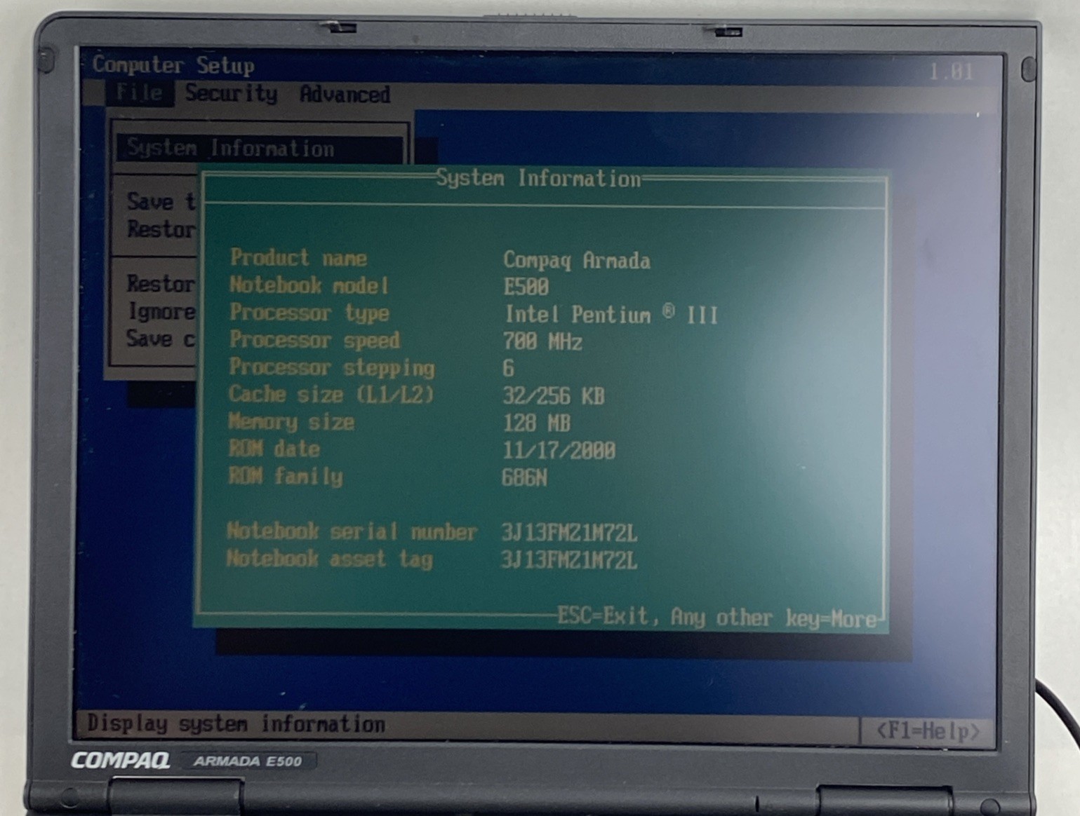 Compaq Armada E500 Intel Pentium III 0.70GHz 128MB RAM 14″ No Battery No HDD/OS
