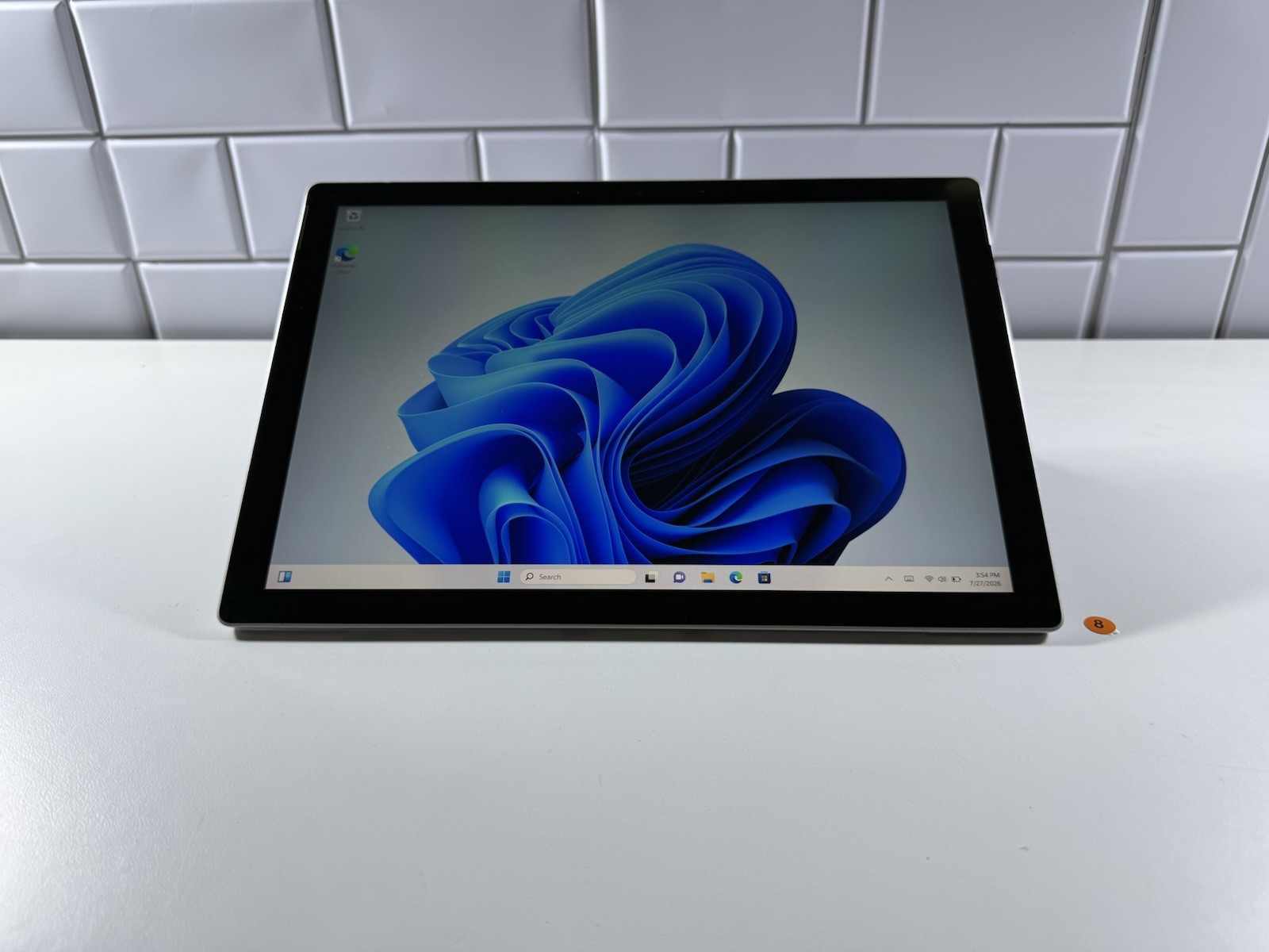 Microsoft Surface Pro 7 plus 1961 Core i5-1135G7 2.4GHz 16GB 256GB Win 11 Pro