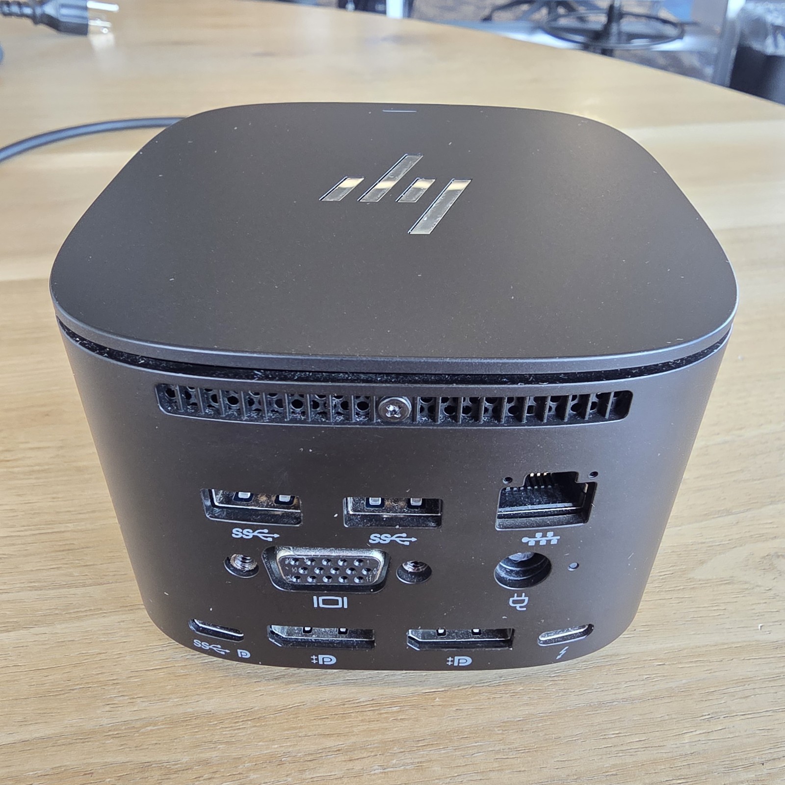 HP Thunderbolt Dock 120W G2 Docking Station – Black WORKS GREAT