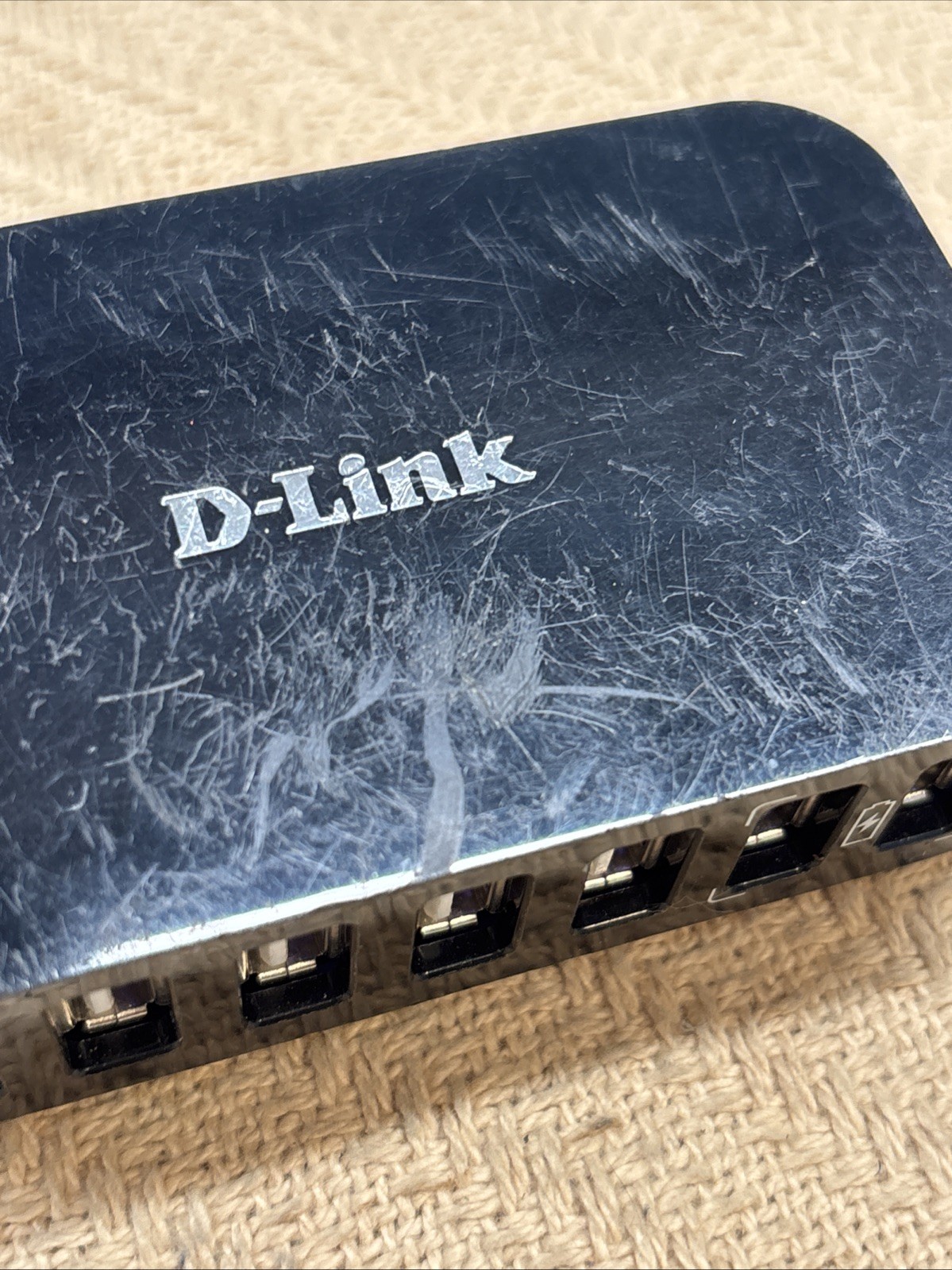 D-Link DUB-H7 USB Hub, 7-Port USB 2.0, External Powered Hub, Black