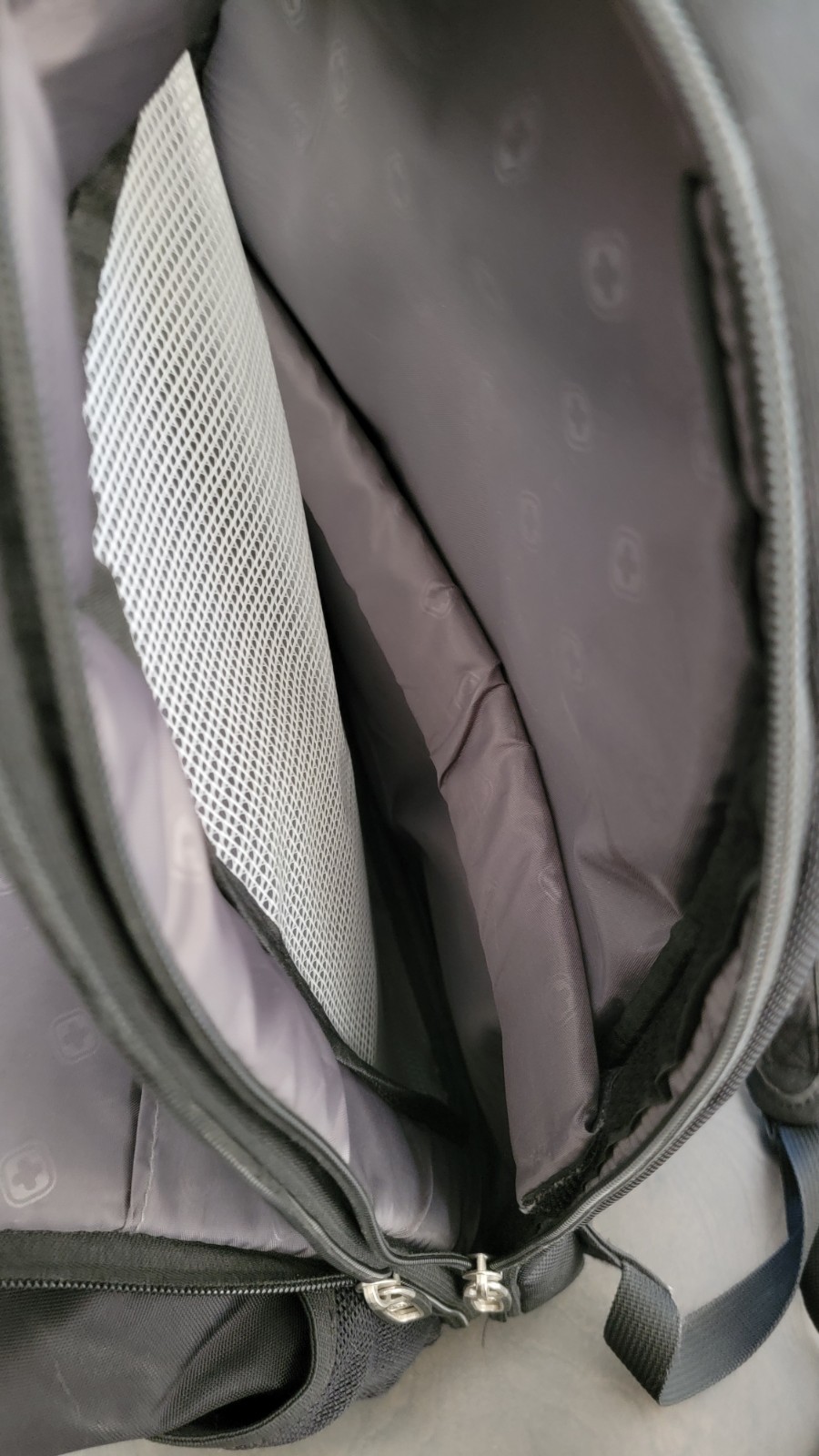 Swissgear 3760 ScanSmart Padded 16″ Laptop Backpack Black