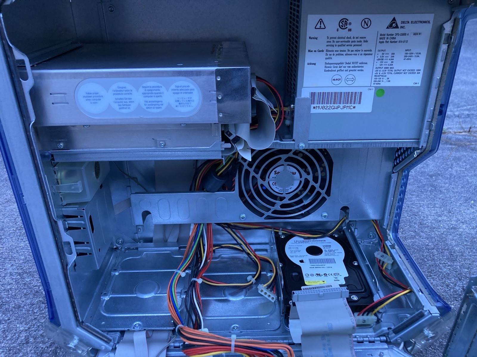 Power Mac G4 M5183 Dual 500 MHz, ATI Rage 128 Pro, Pro Keyboard M7803, OS X 10.2