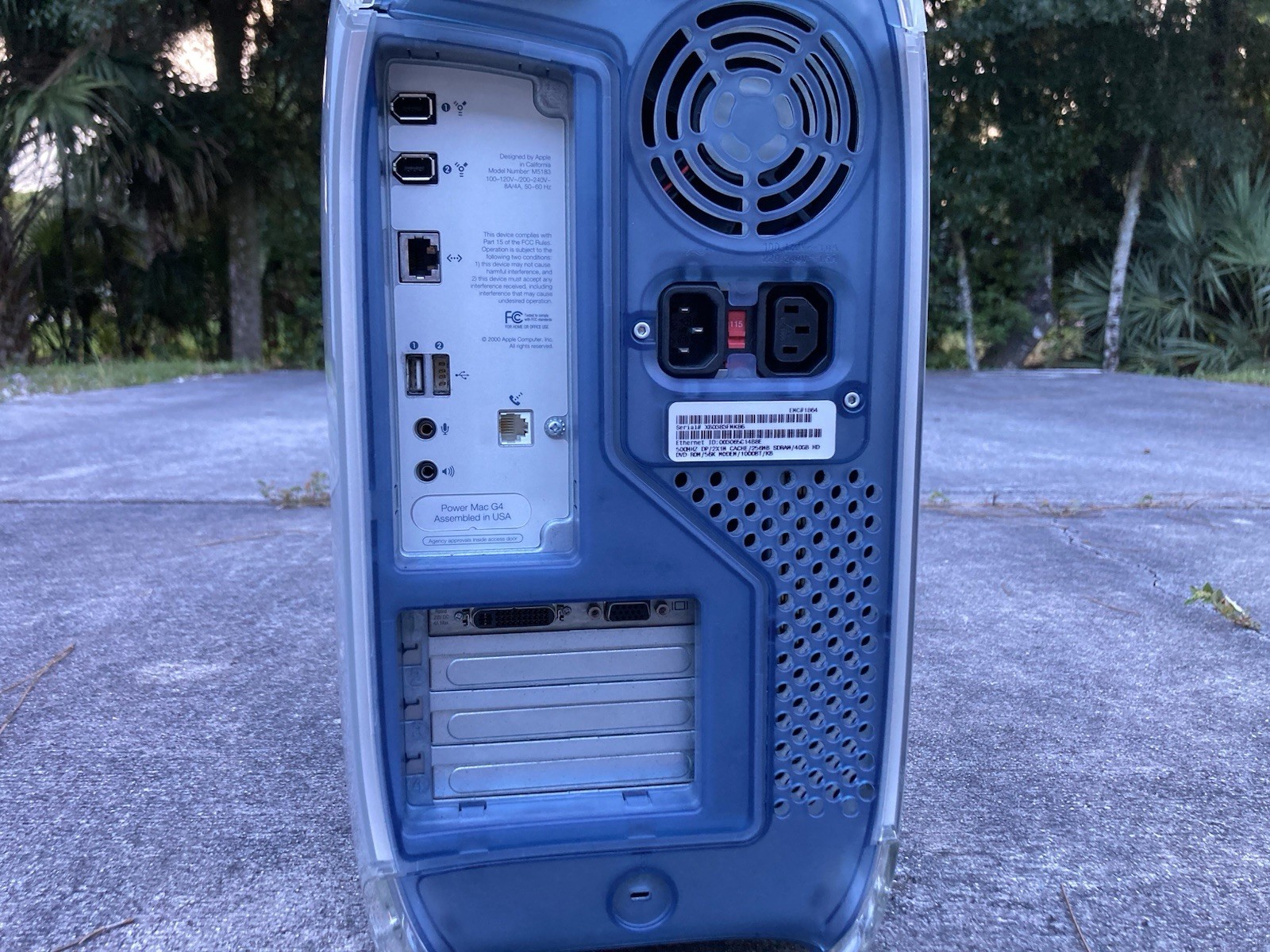 Power Mac G4 M5183 Dual 500 MHz, ATI Rage 128 Pro, Pro Keyboard M7803, OS X 10.2