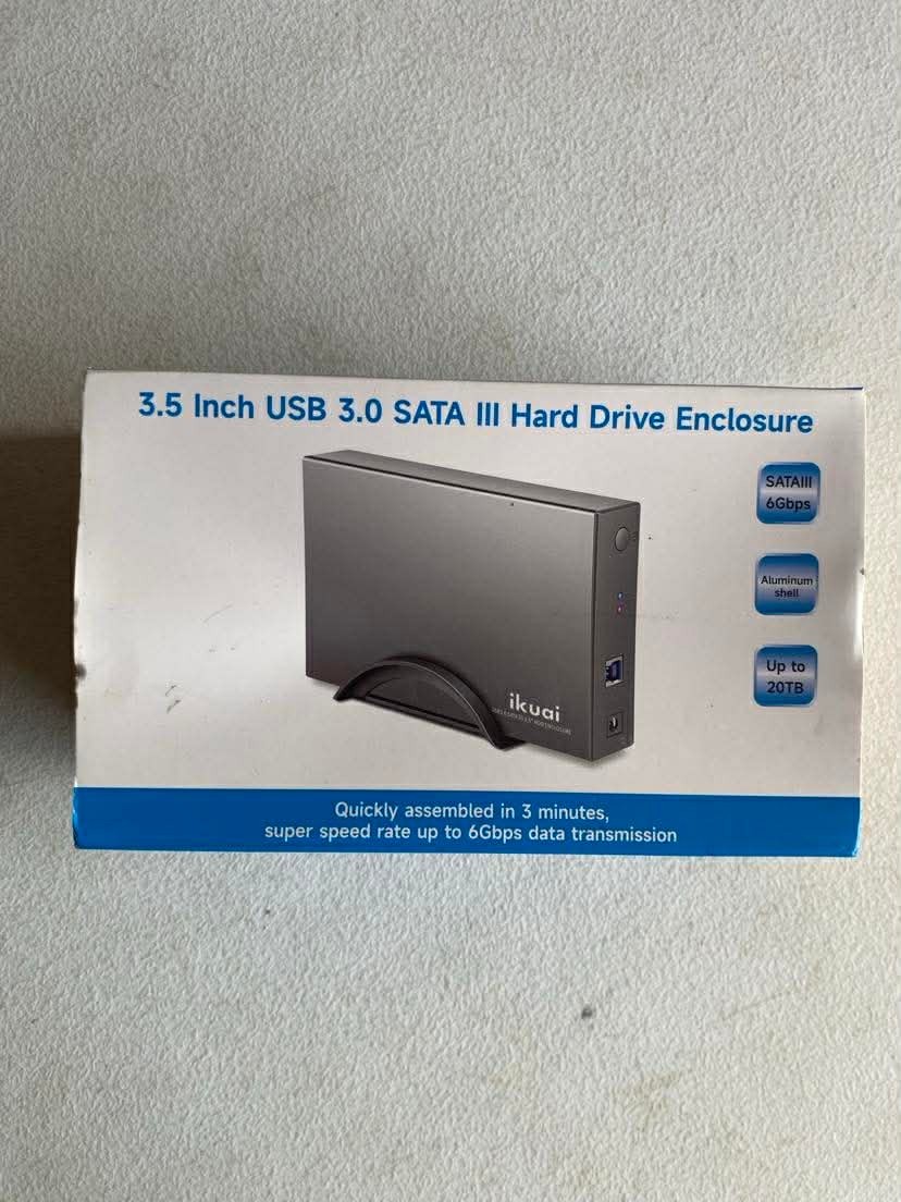 ikuai Hard Drive Enclosure 3.5″ Aluminum USB 3.0 / USB C to SATA Hard Drive Dock