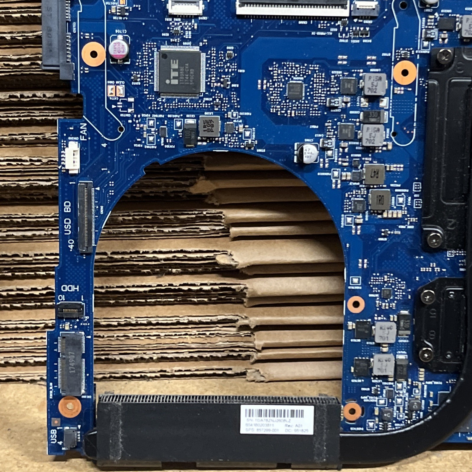 HP Laptop Motherboard 924006-601 | Intel Core i7-8550U 1.80 GHZ