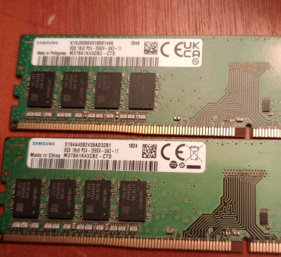 Samsung 8GB (1x8GB) 2666MHz 288-pin DDR4 RAM Memory (M378A1K43DB2-CTD)